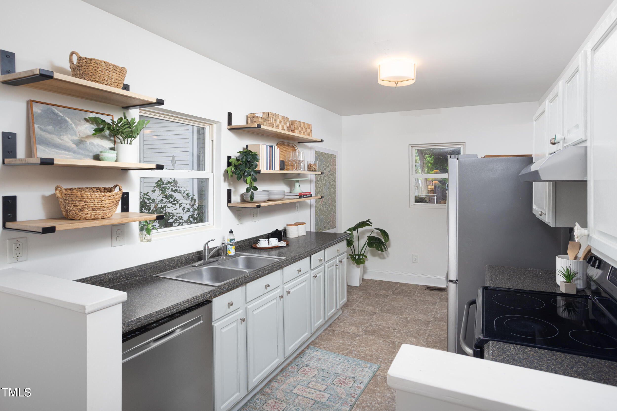 1224 N Roxboro Street