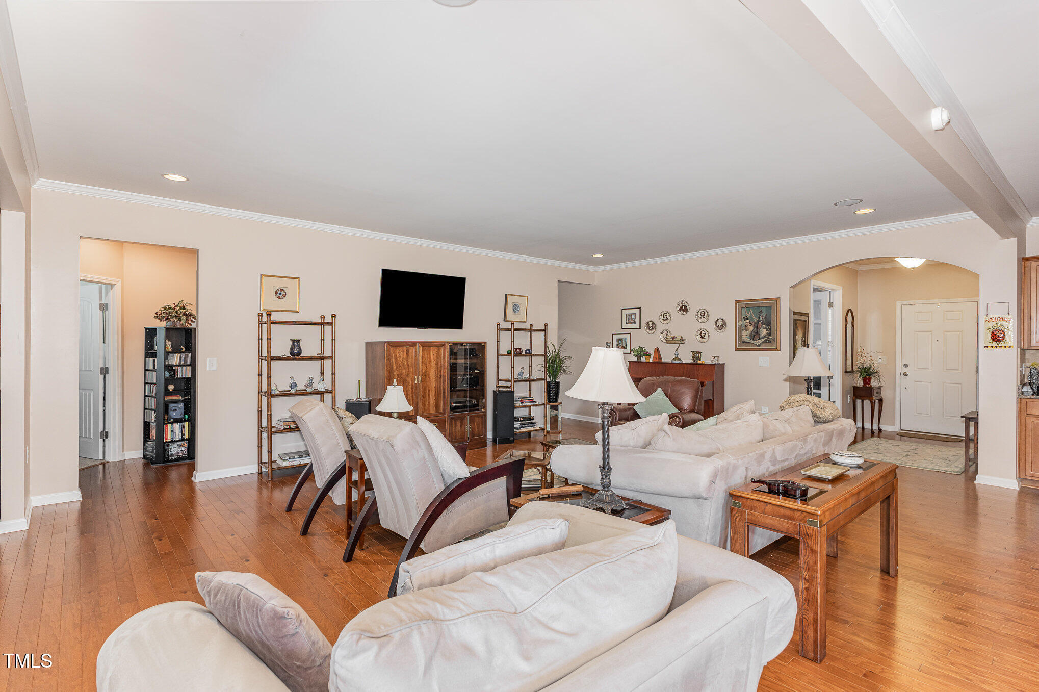1112 Hooper Place