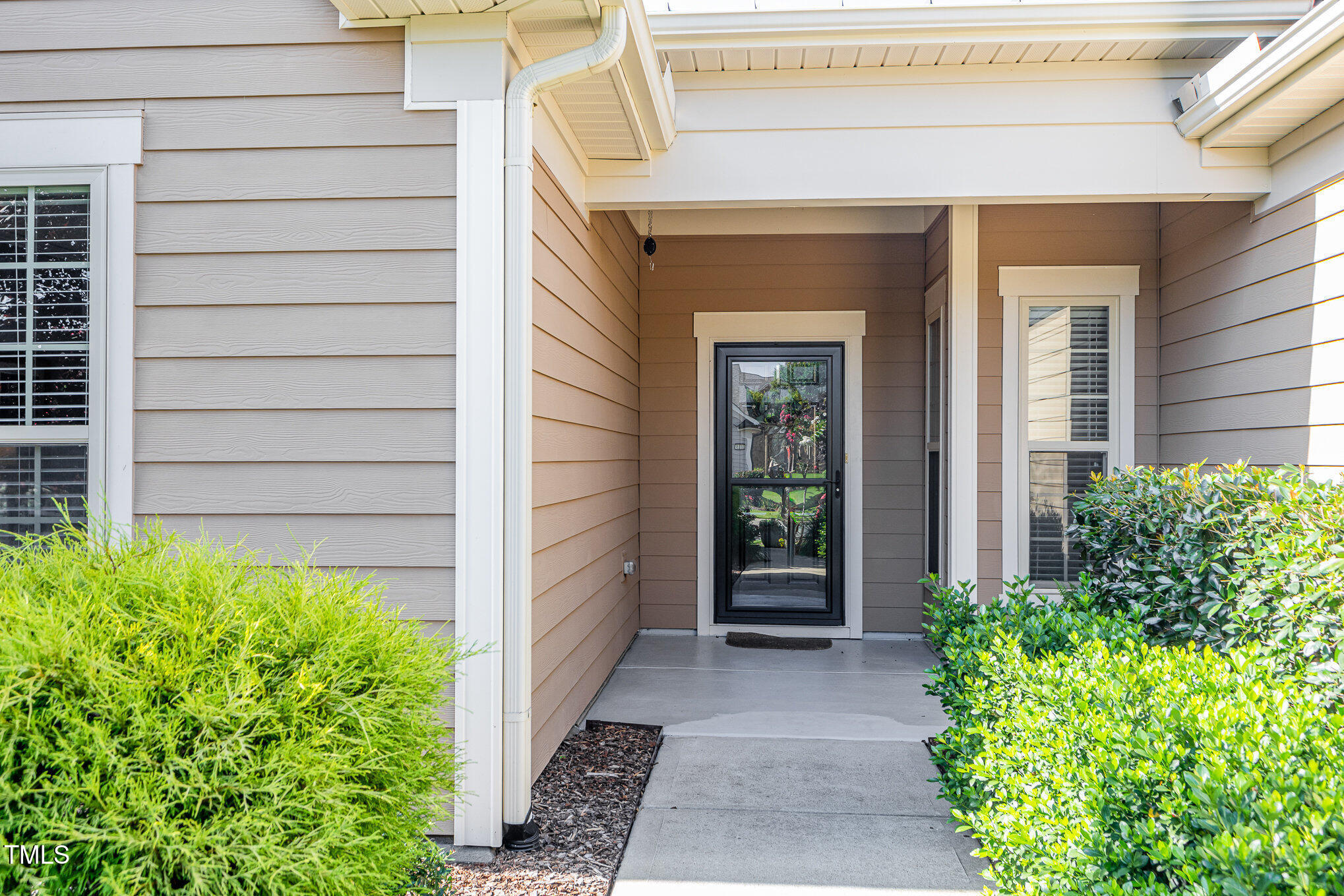 1112 Hooper Place