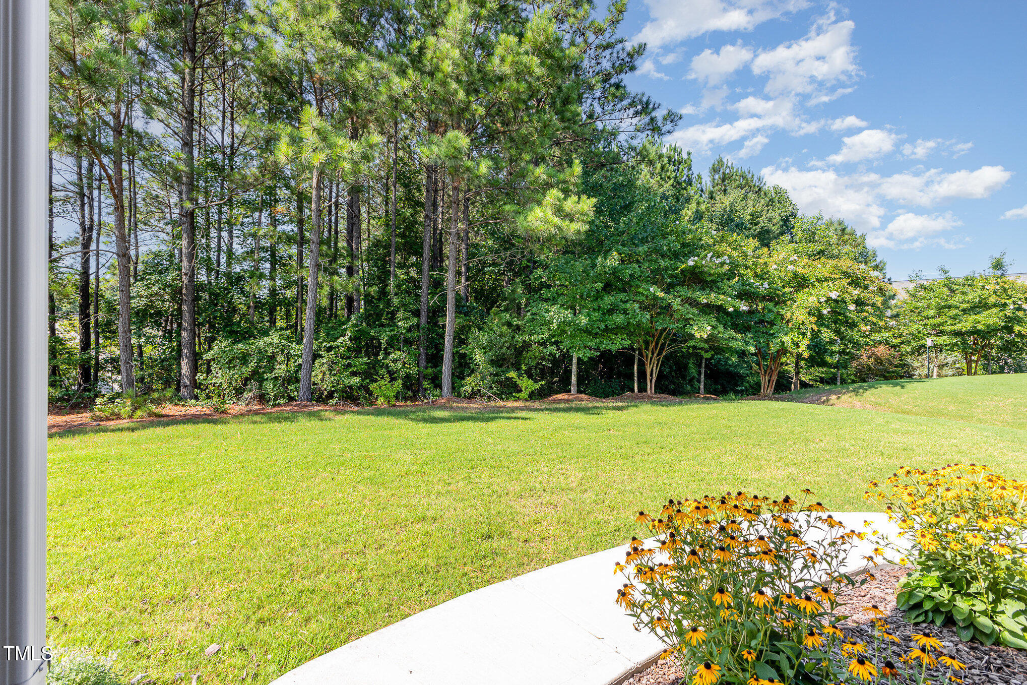 1112 Hooper Place
