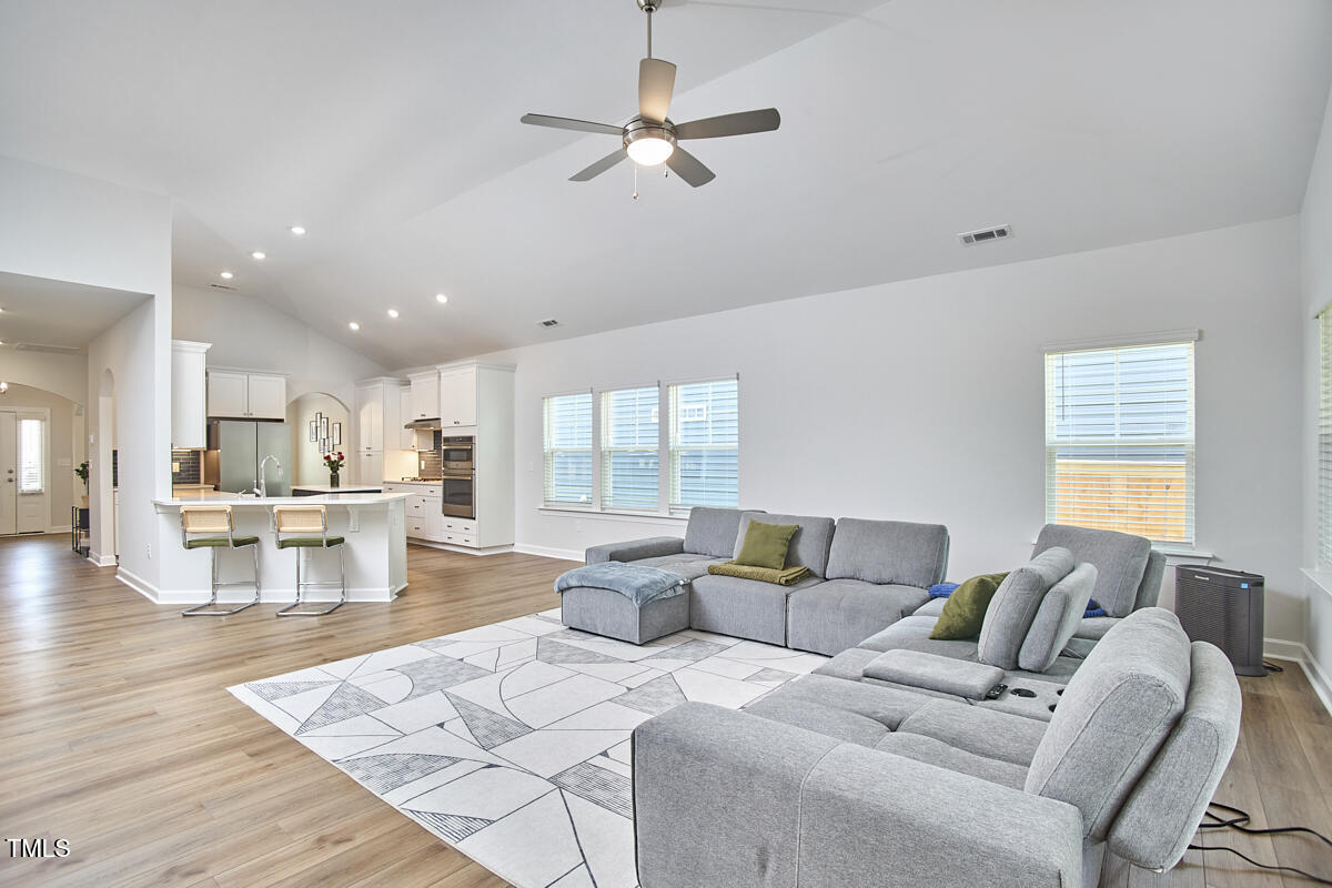 428 N Maple Walk Drive