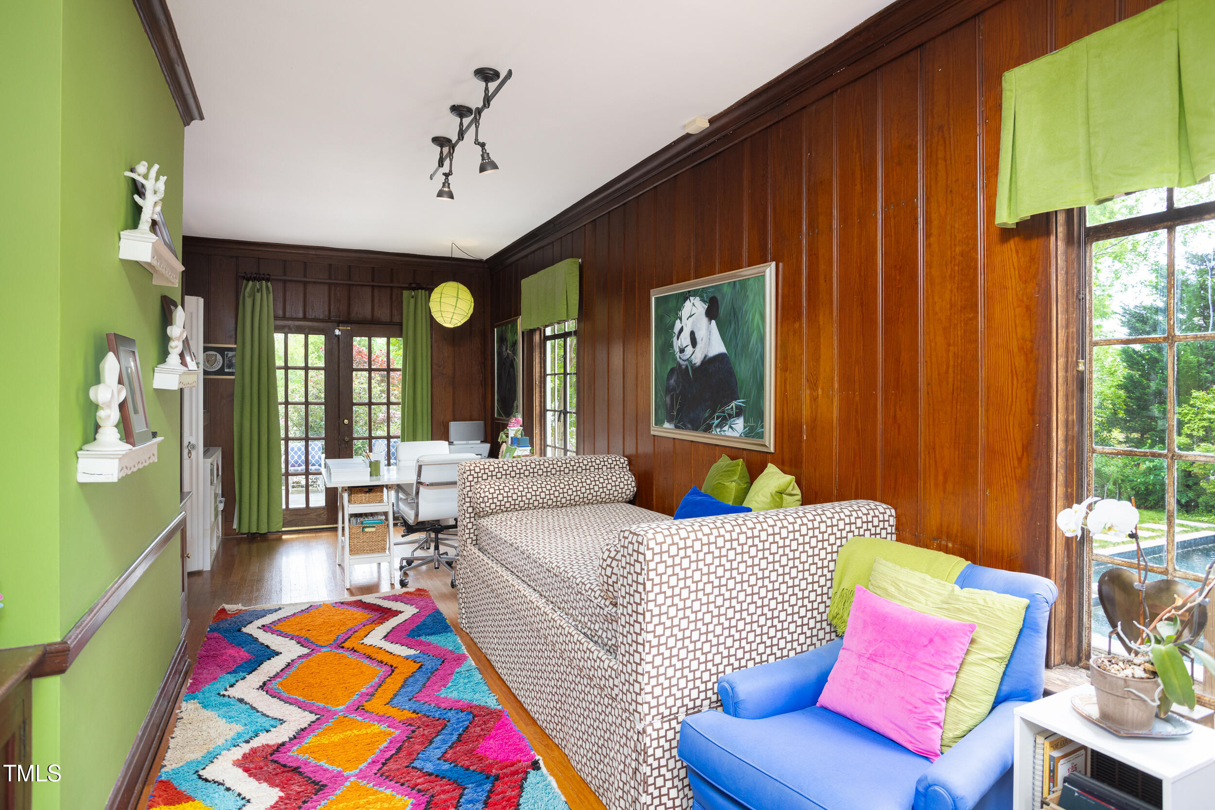 1603 Hermitage Court