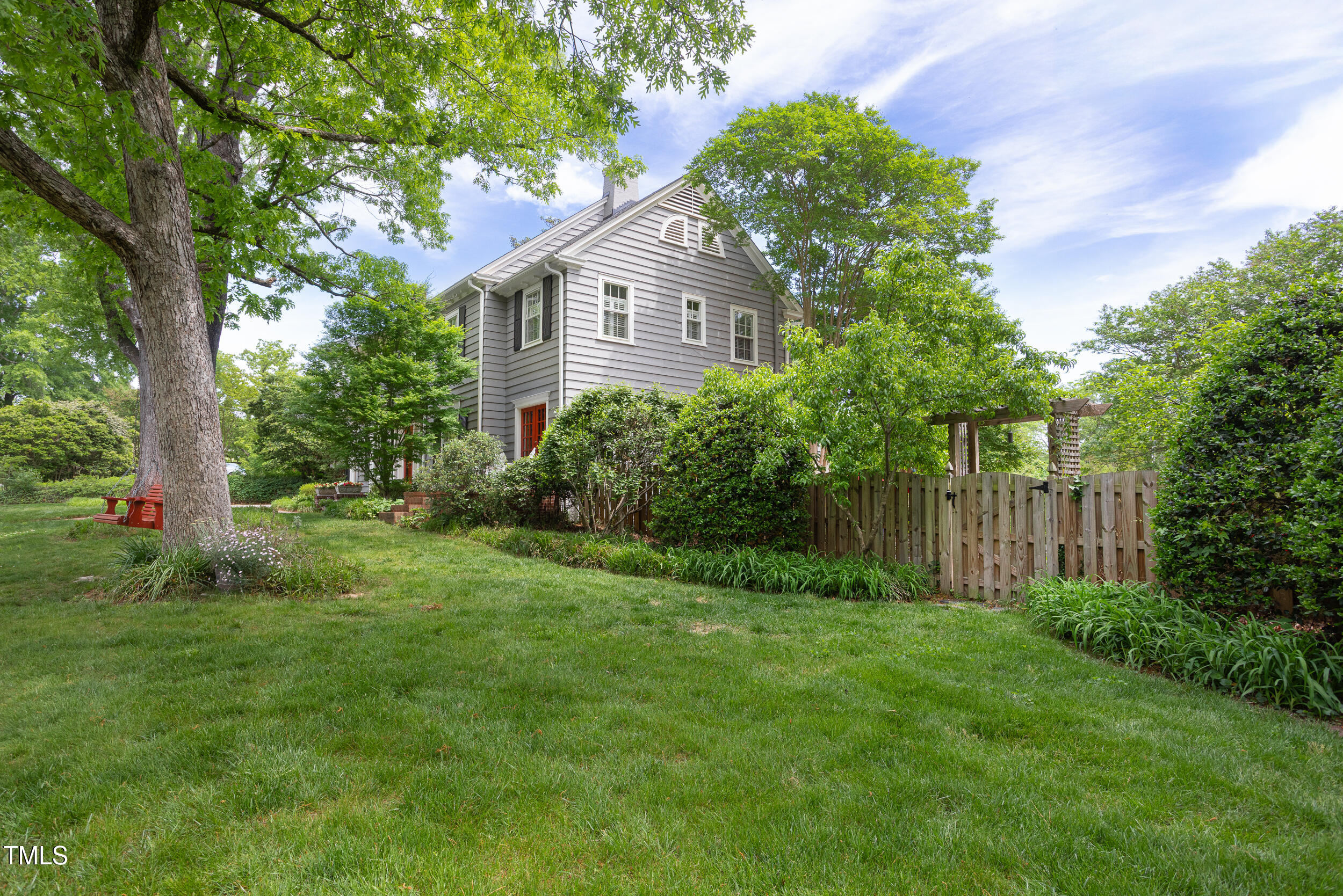 1603 Hermitage Court