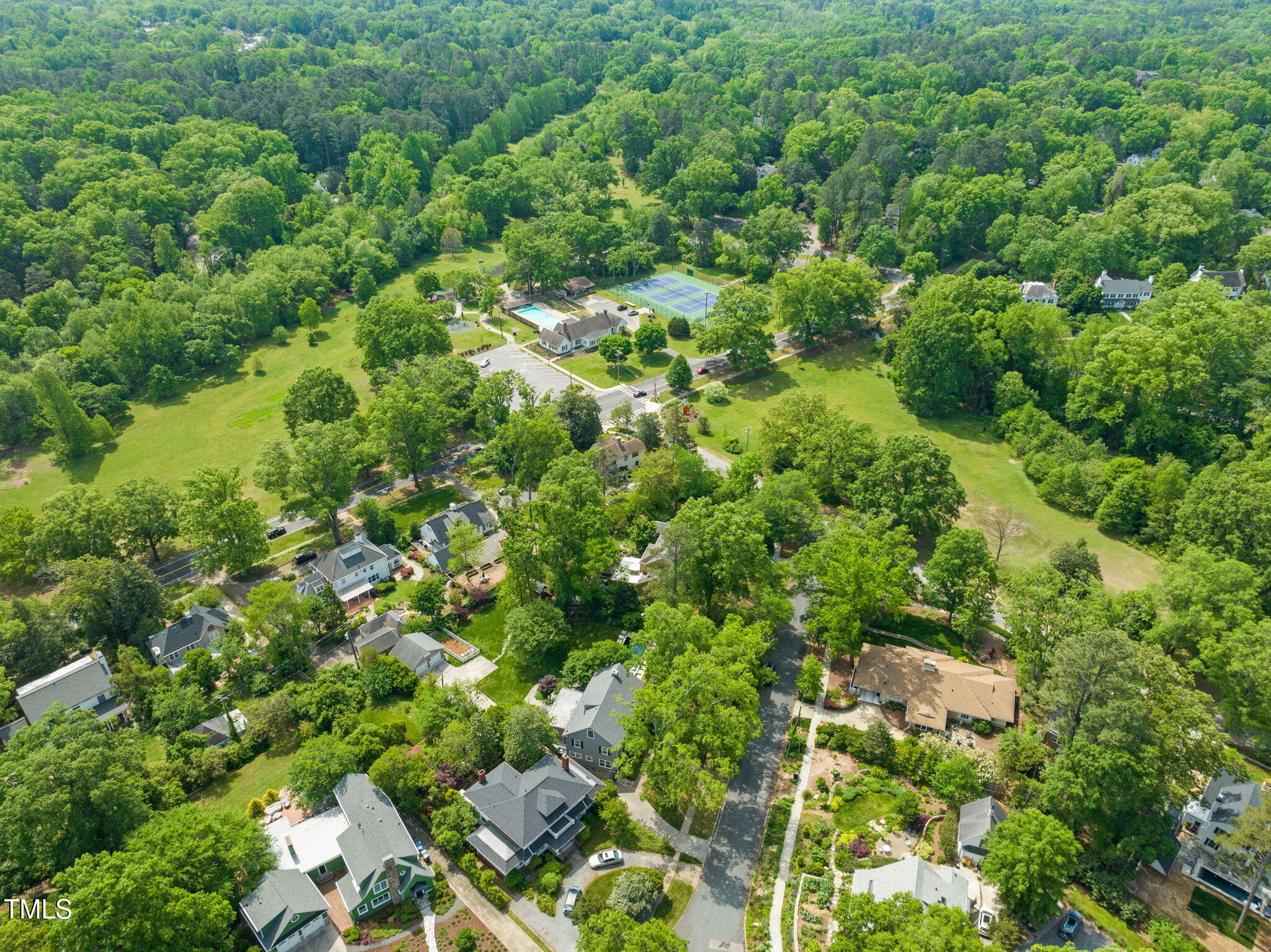 1603 Hermitage Court