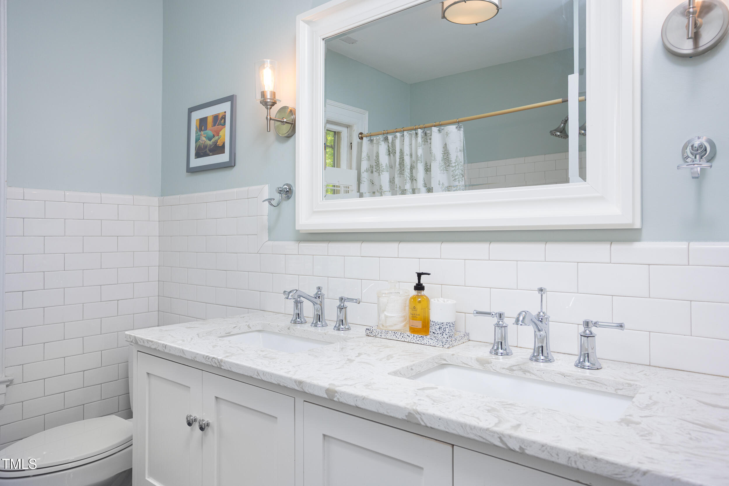 1603 Hermitage Court