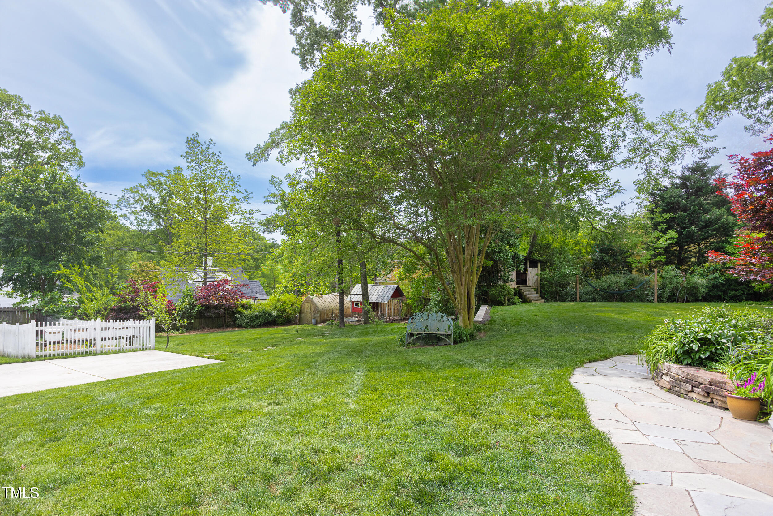 1603 Hermitage Court