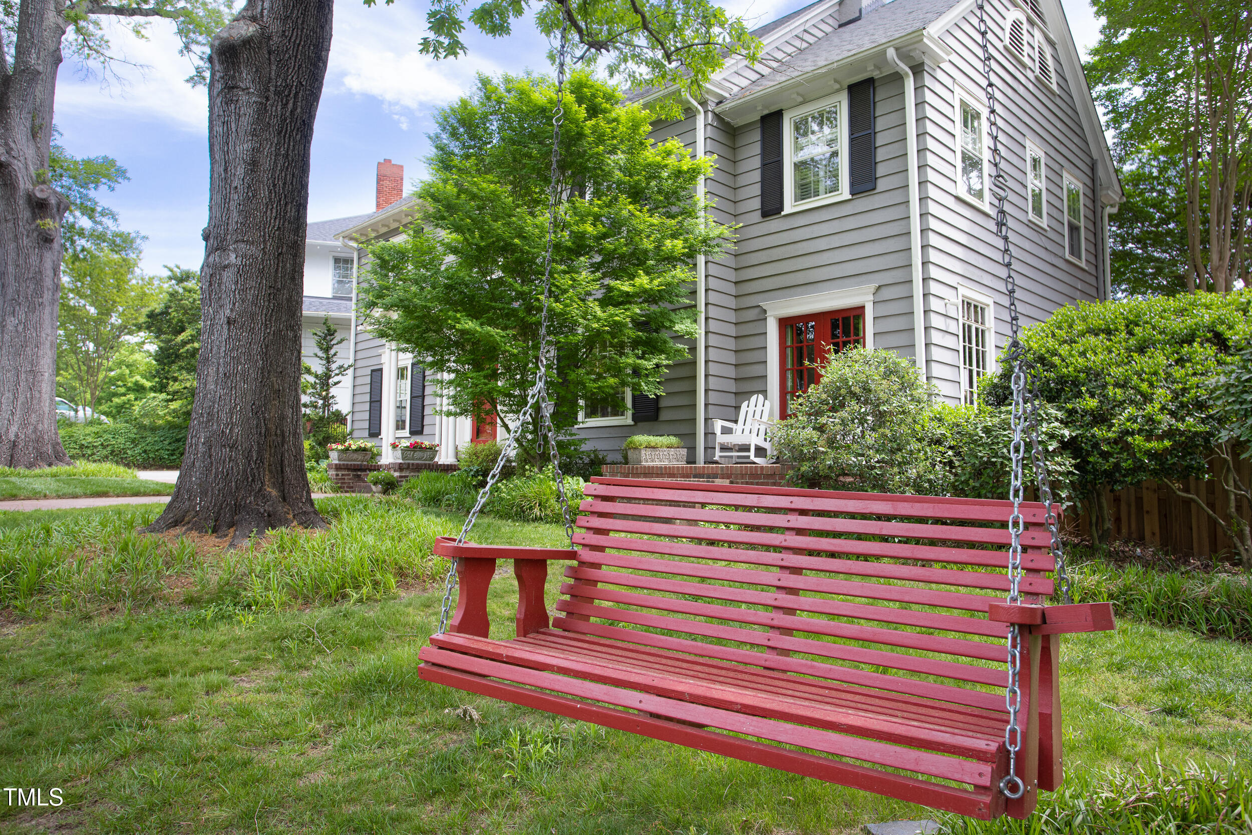 1603 Hermitage Court