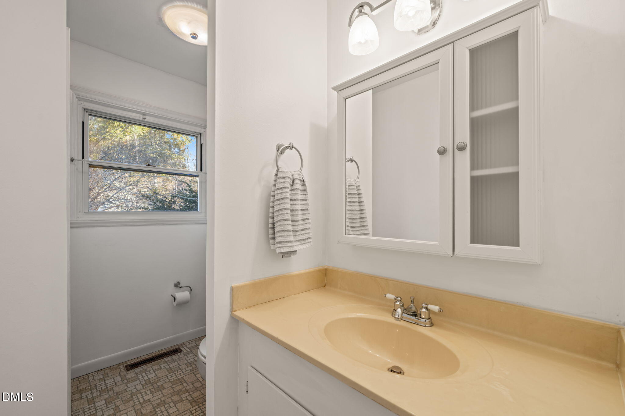 3107 Rosebriar Drive