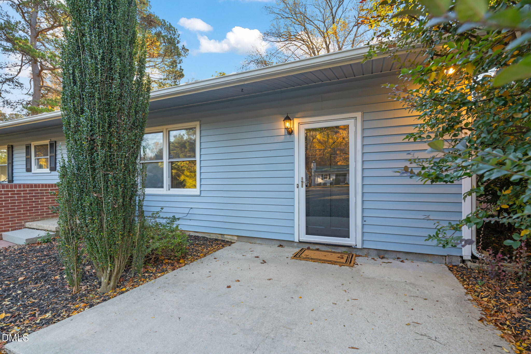 3107 Rosebriar Drive