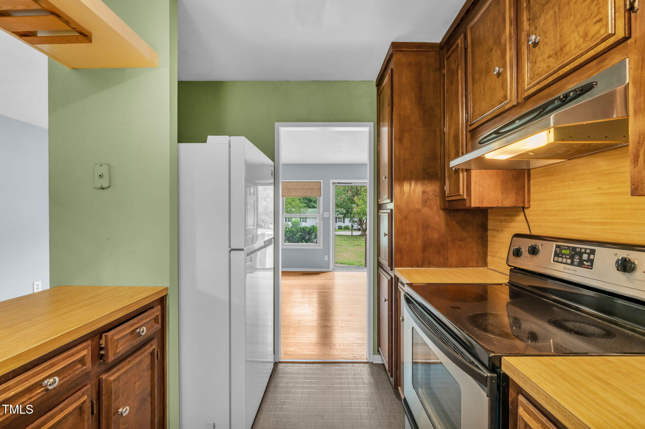 3107 Rosebriar Drive
