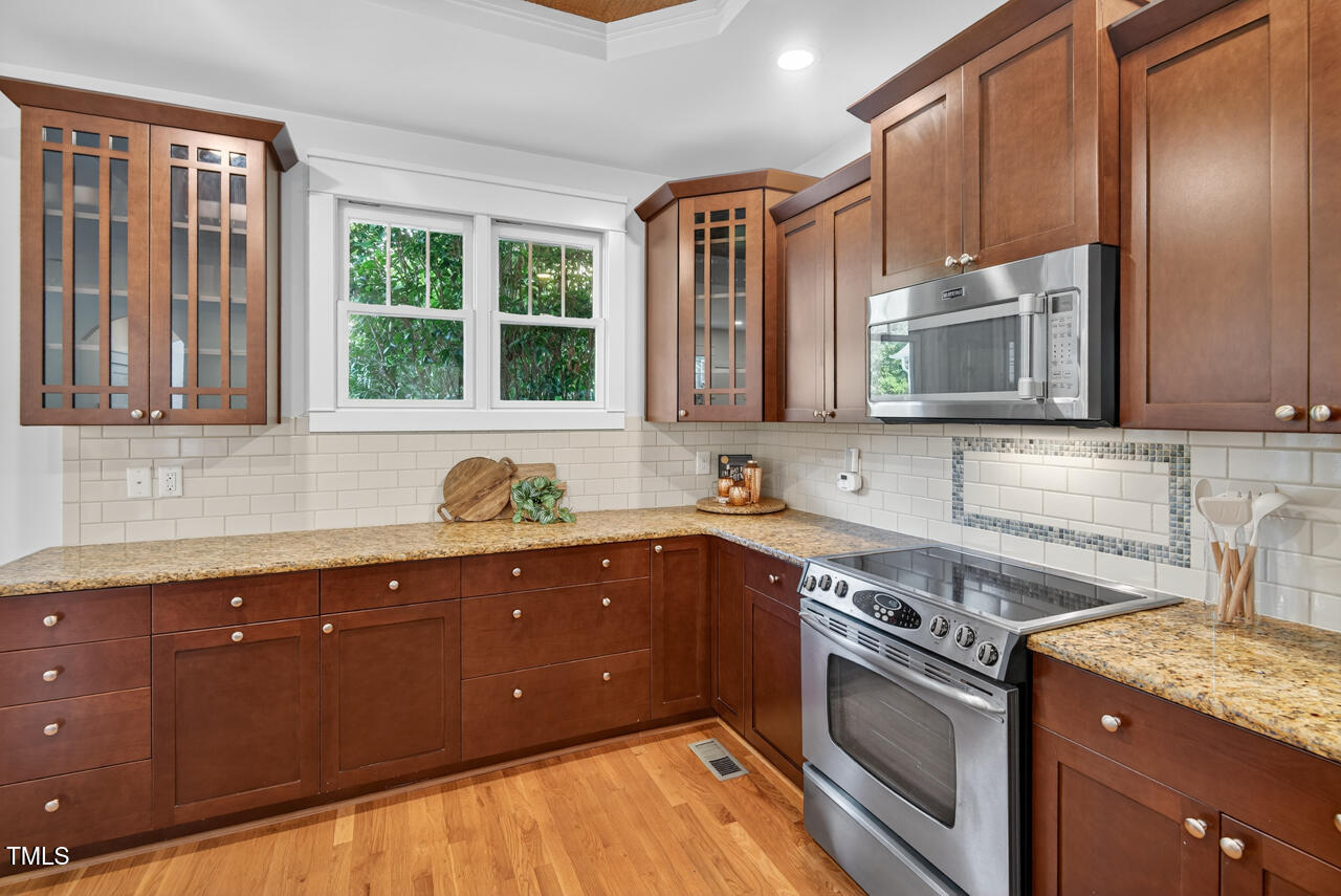 3833 SW Durham Drive