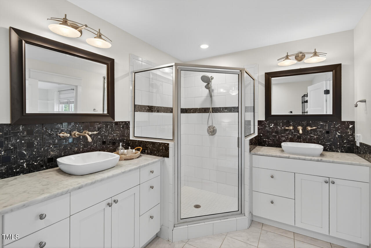 3833 SW Durham Drive