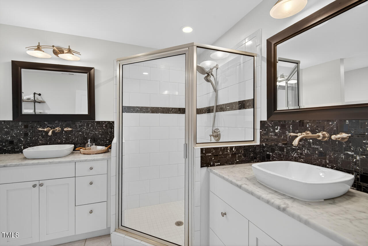 3833 SW Durham Drive