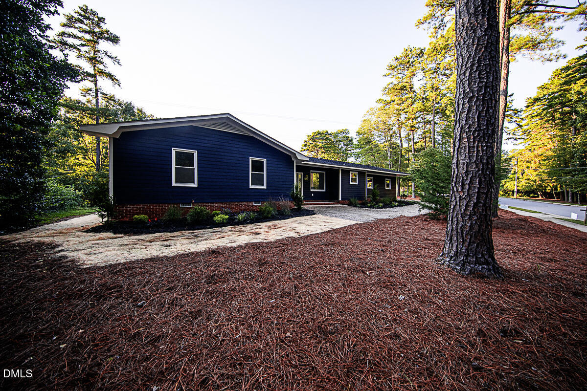 1208 Lorimer Road
