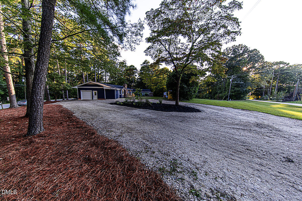 1208 Lorimer Road