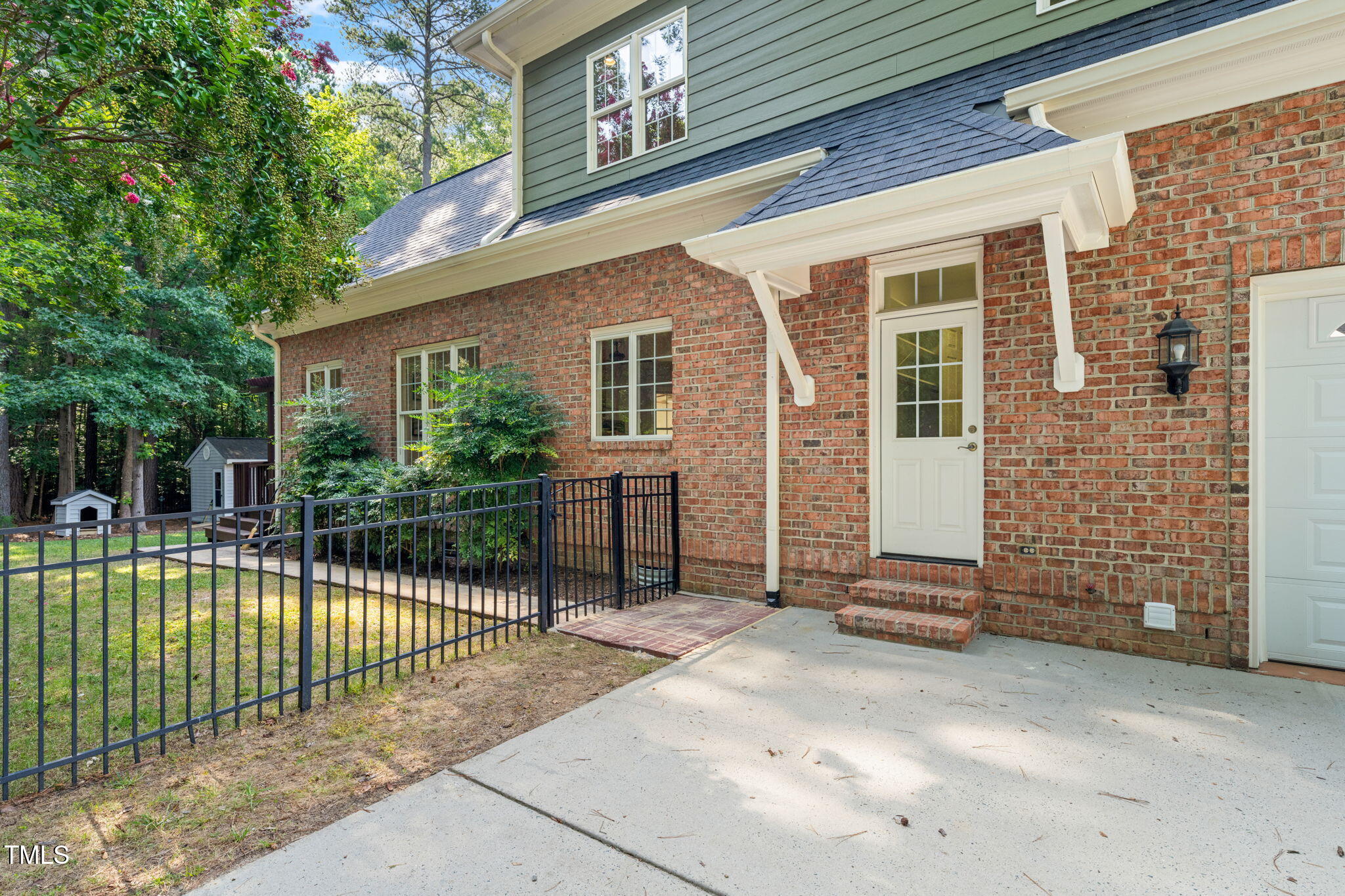 125 Colfax Drive