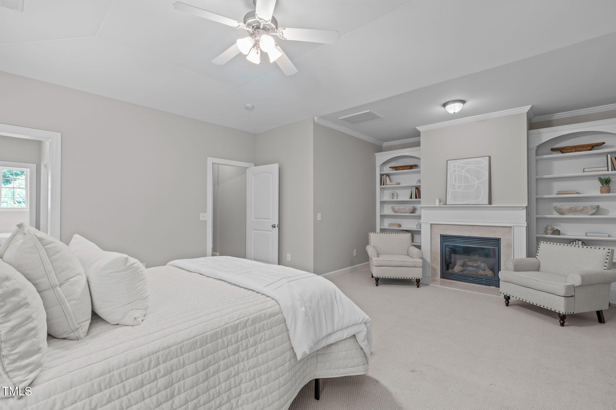 15 Silverbush Court