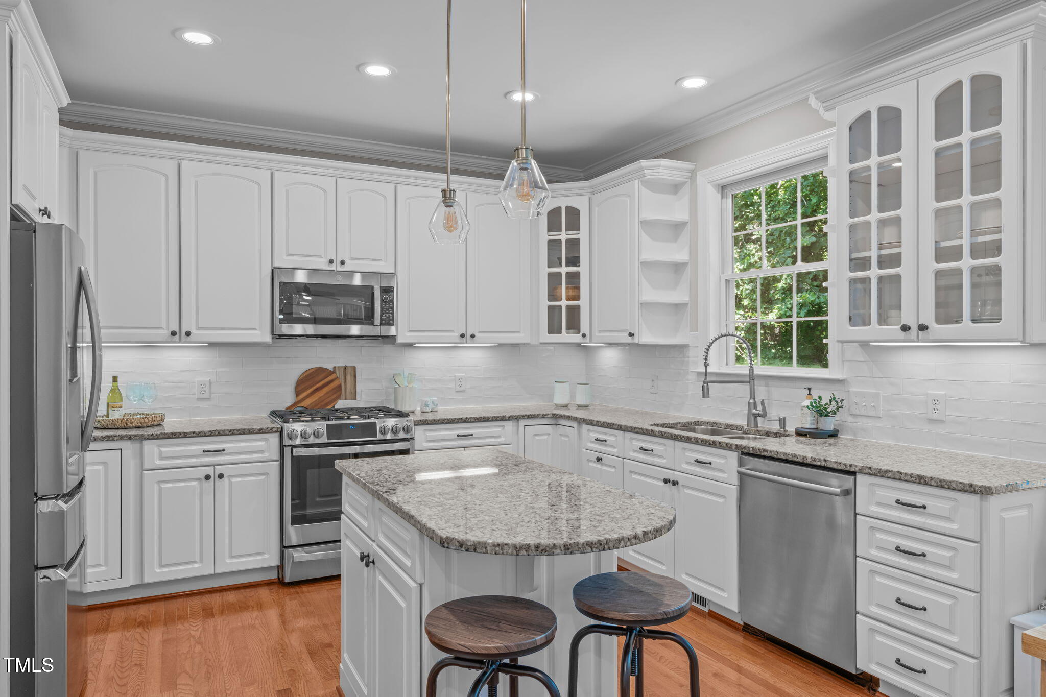 15 Silverbush Court
