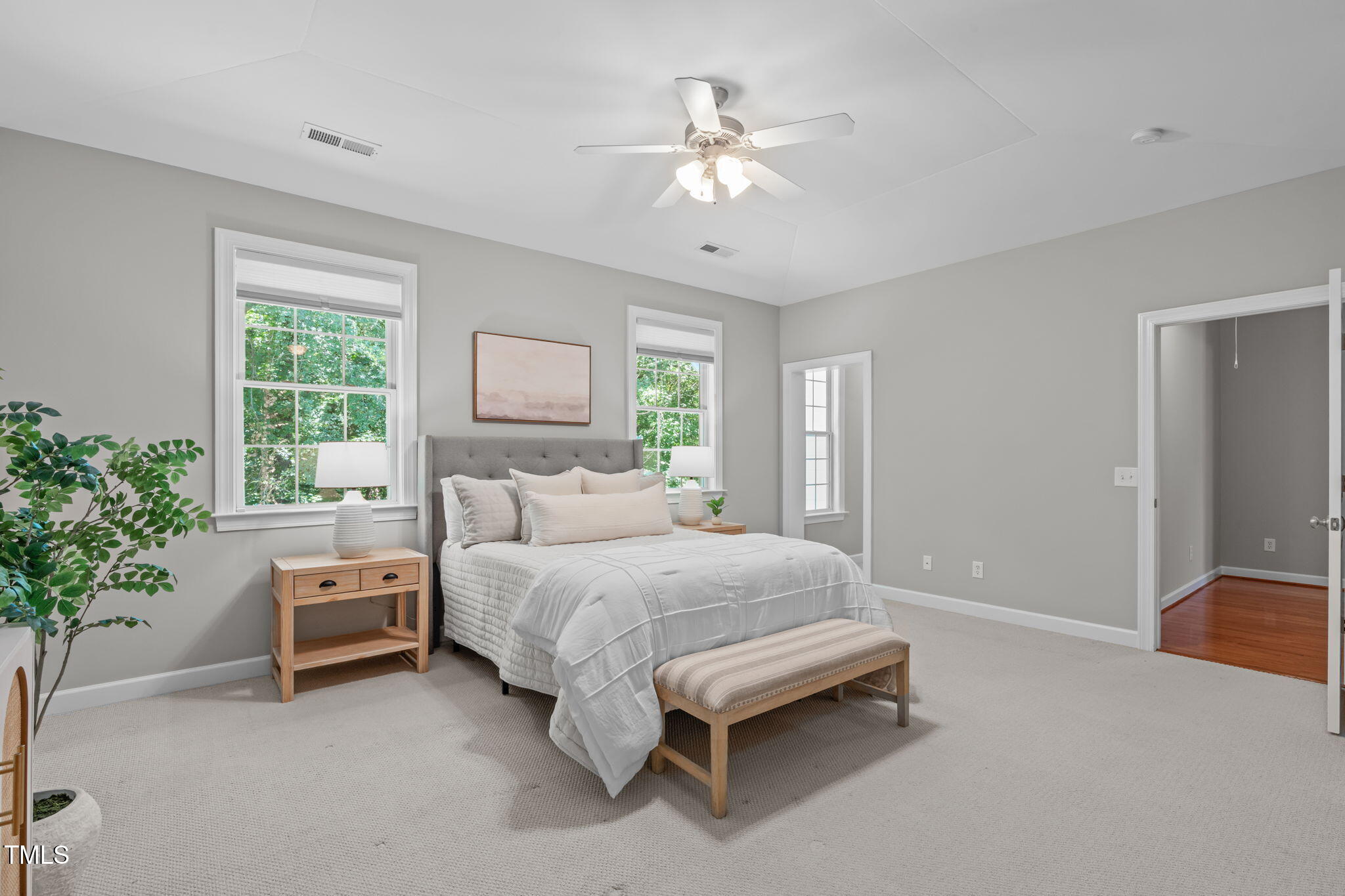 15 Silverbush Court