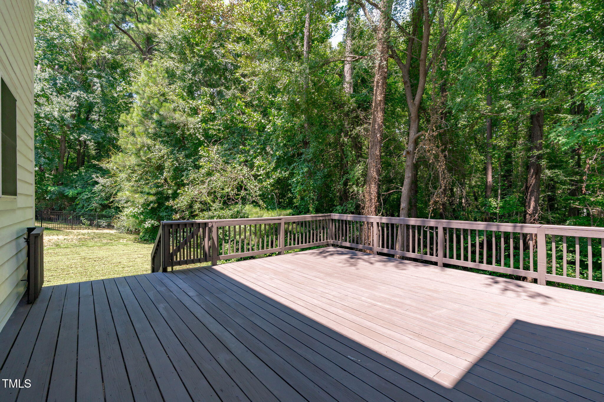 15 Silverbush Court