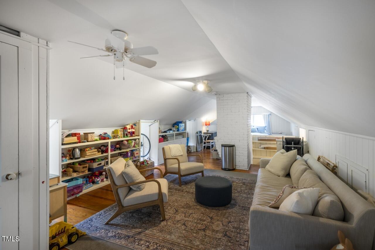2726 Anderson Drive