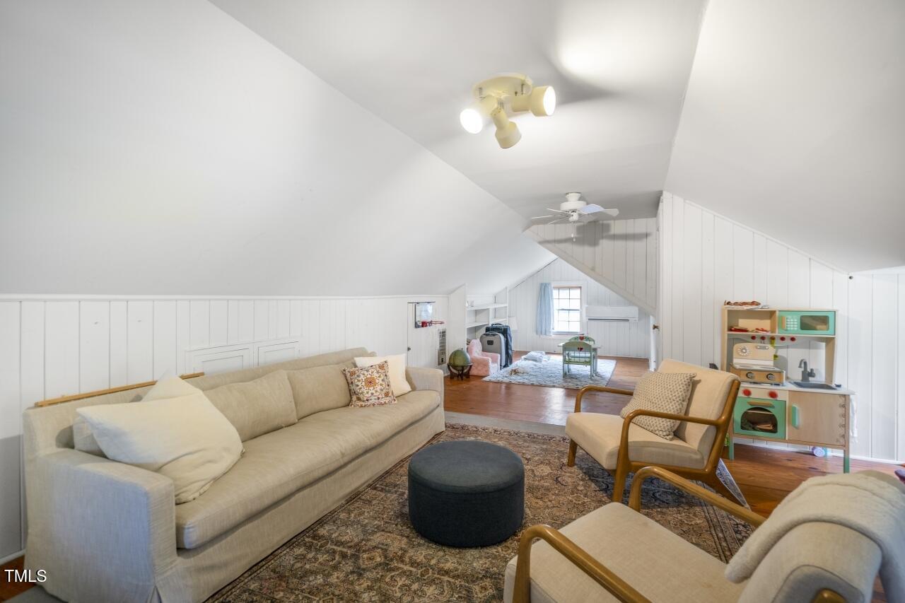 2726 Anderson Drive