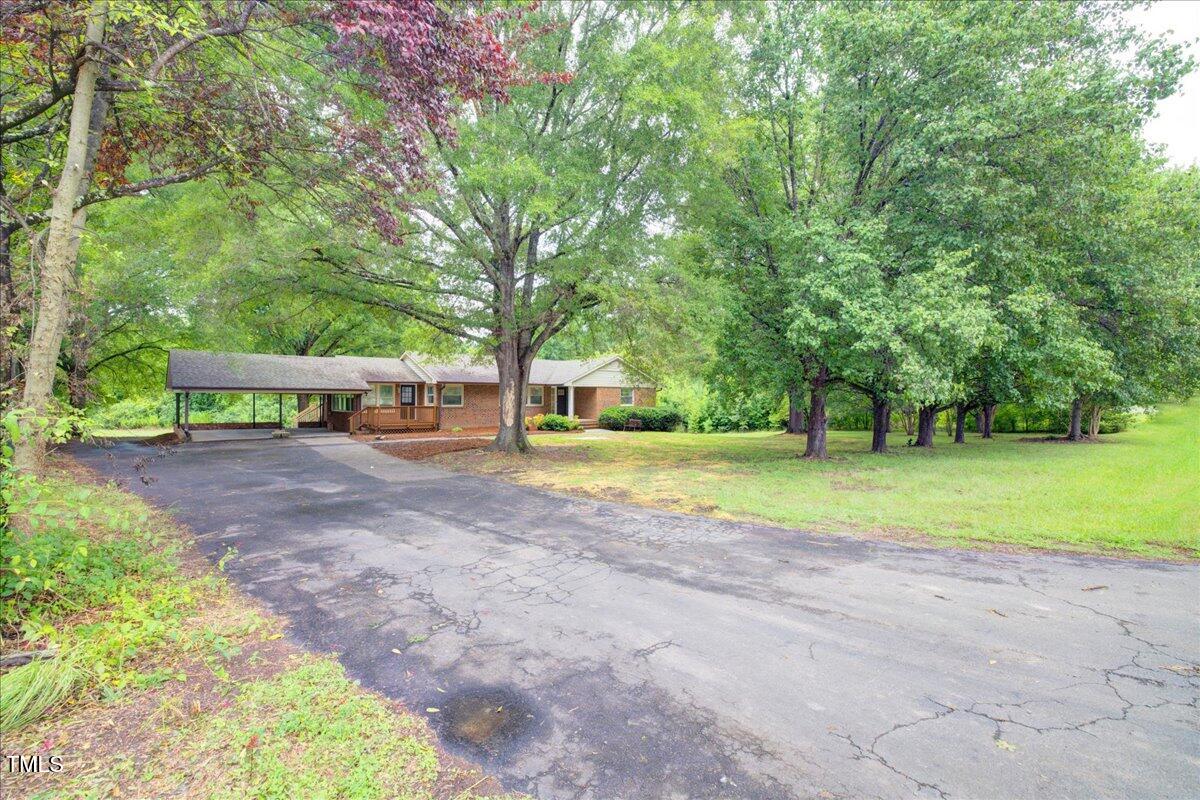 6910 Herndon Rd Road