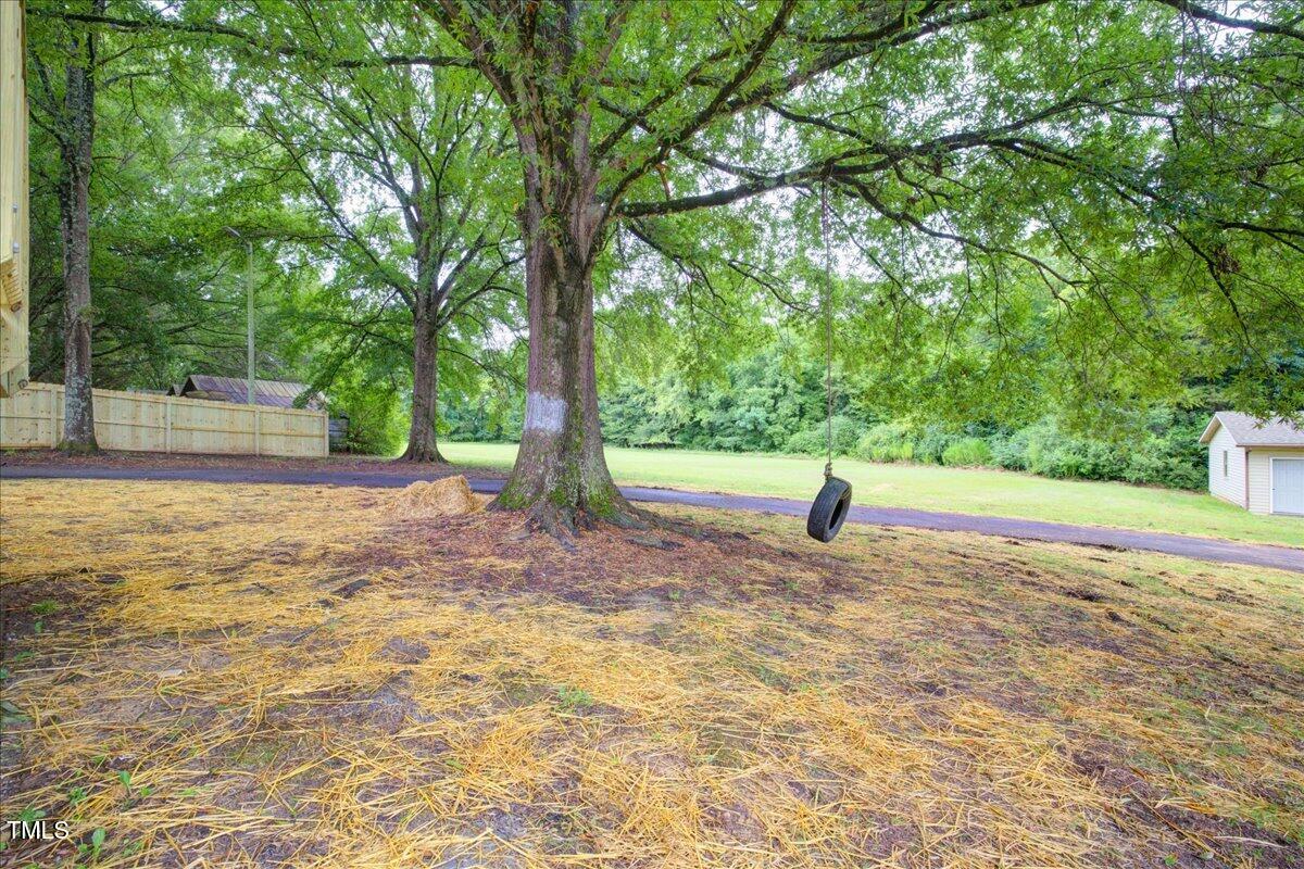 6910 Herndon Rd Road