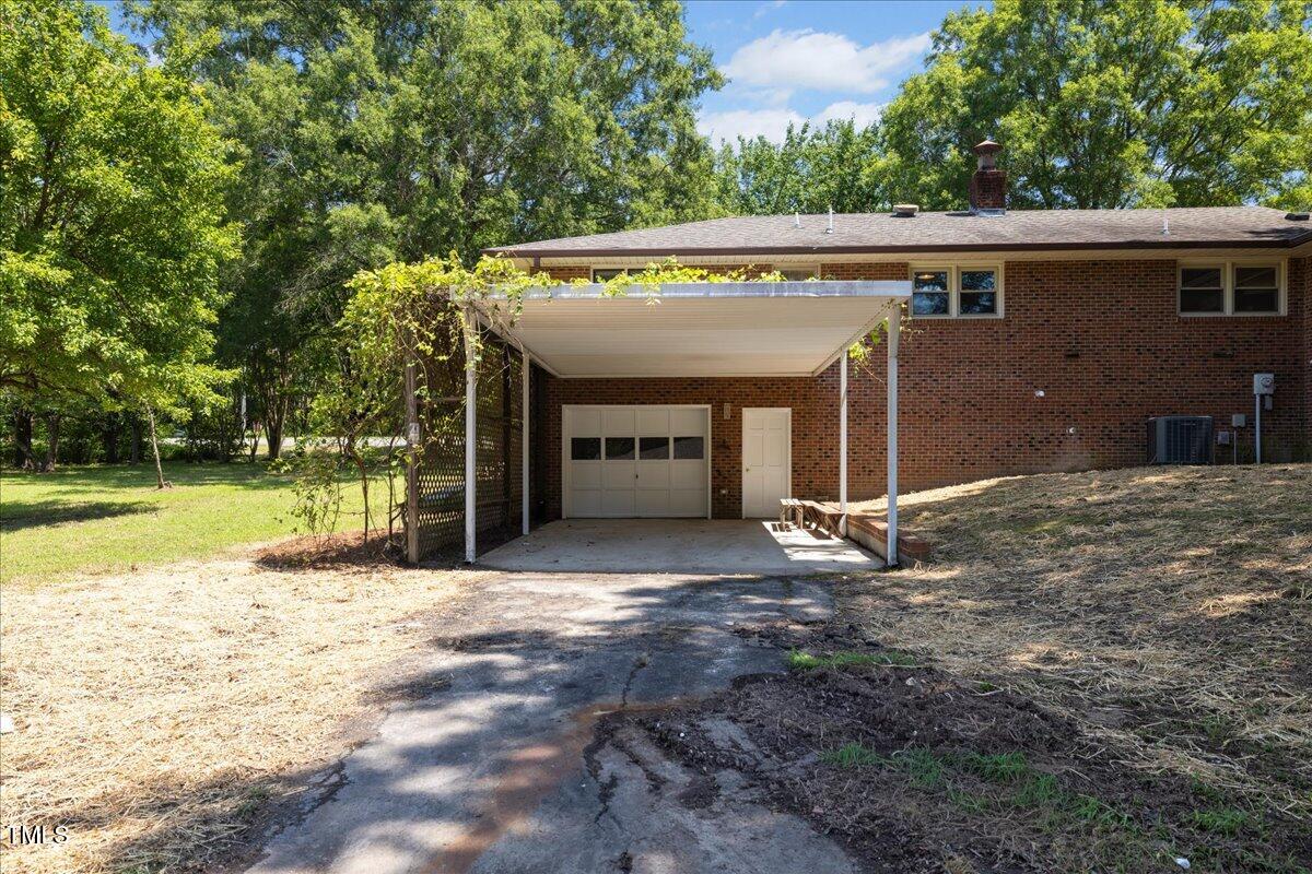 6910 Herndon Rd Road