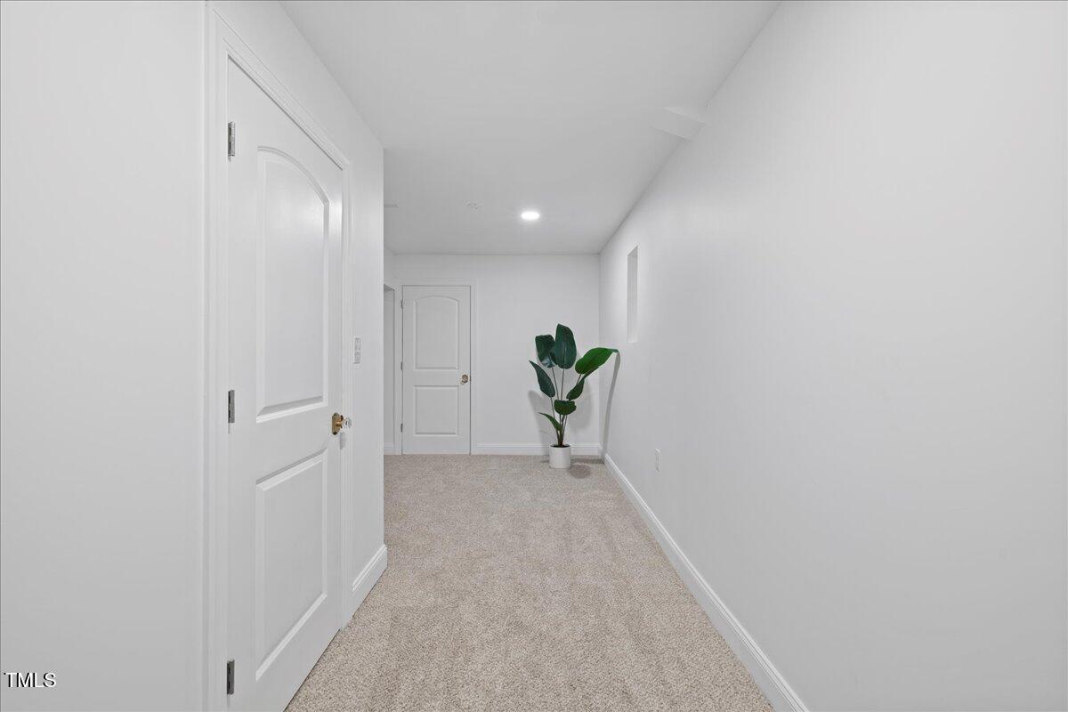 6910 Herndon Rd Road