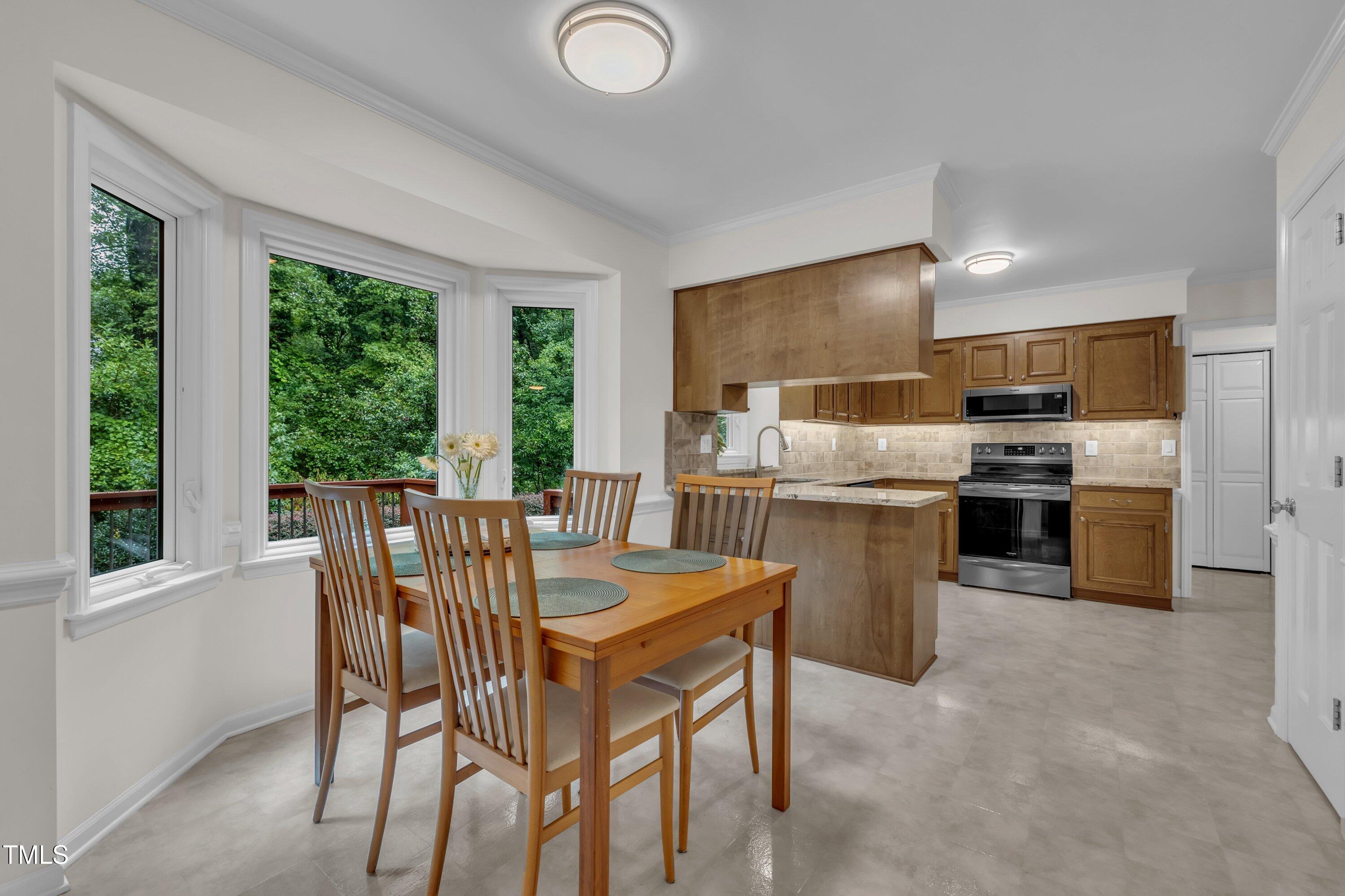 7405 Chippenham Court