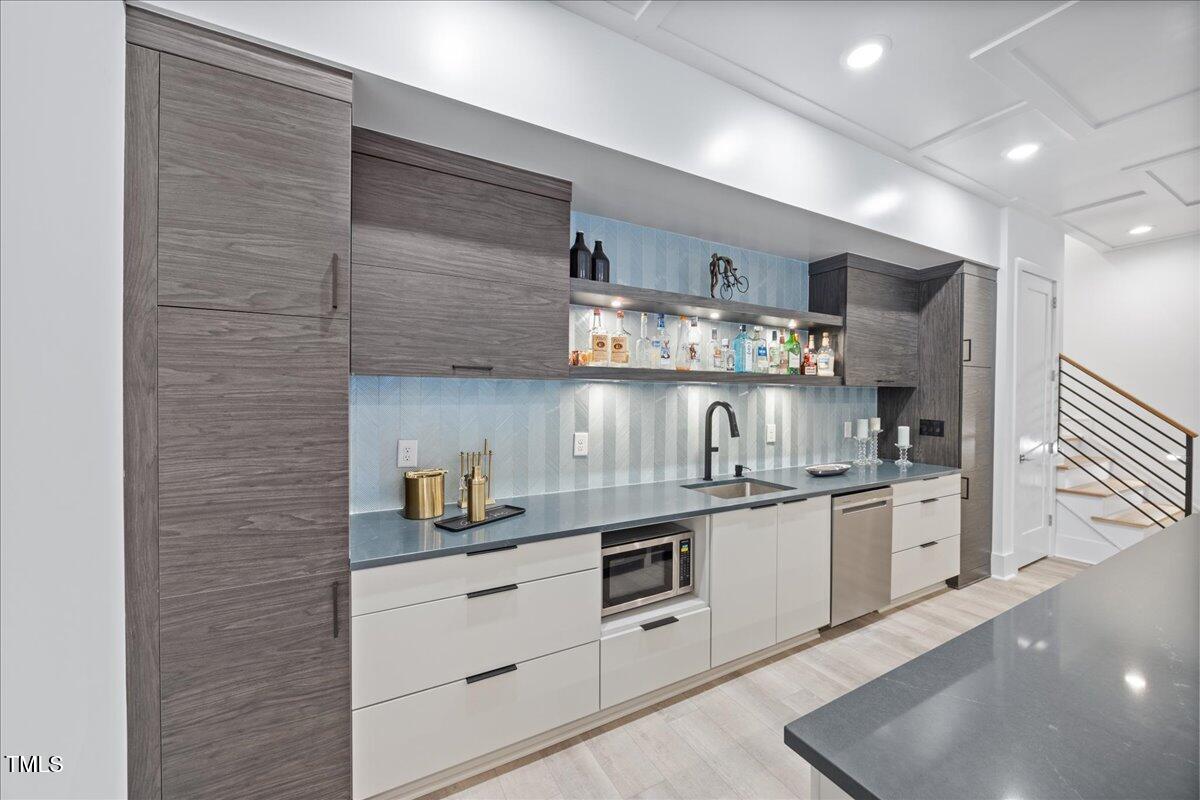 1048 Montvale Ridge Drive