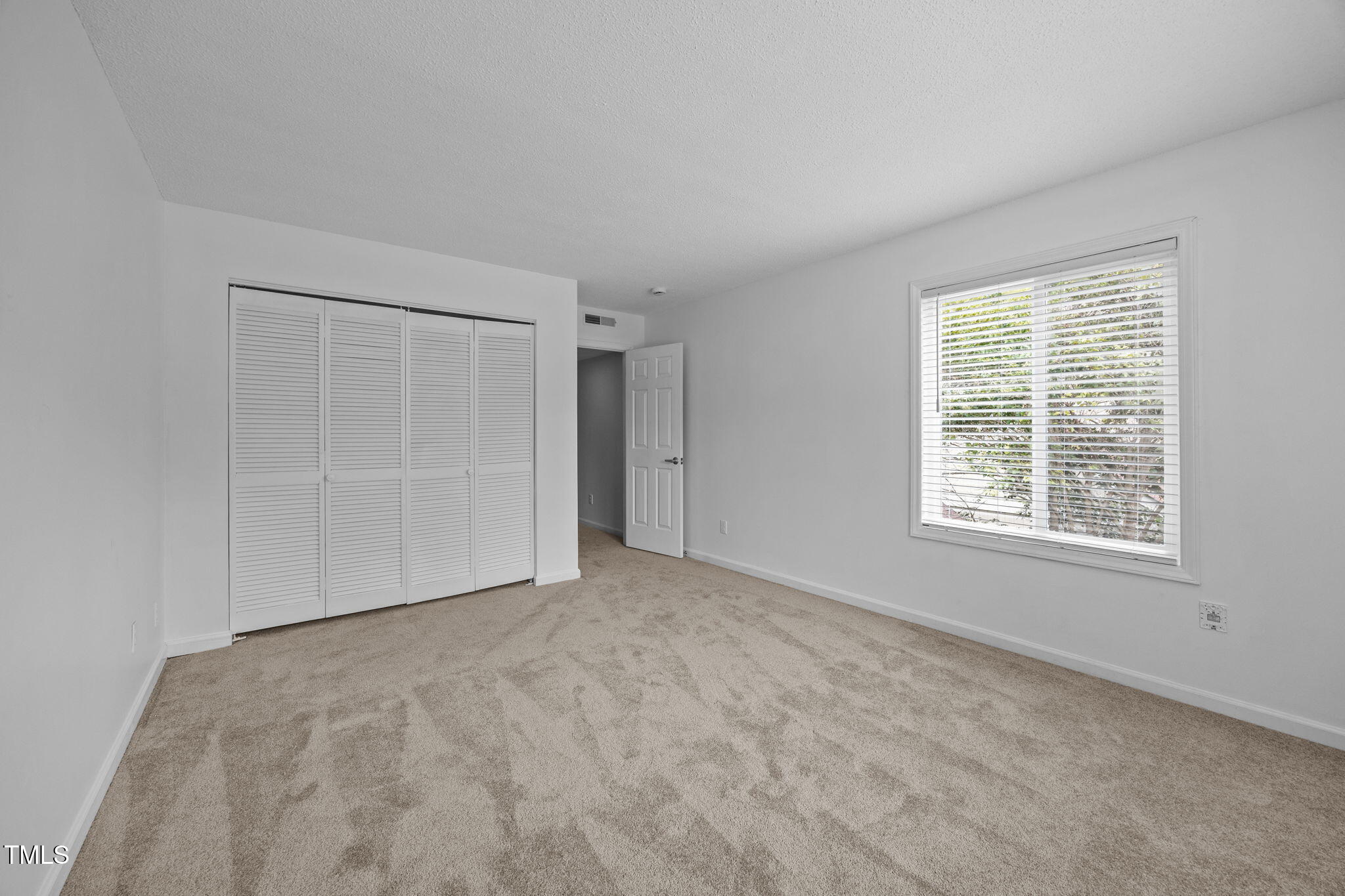 4101 Five Oaks Drive # 37