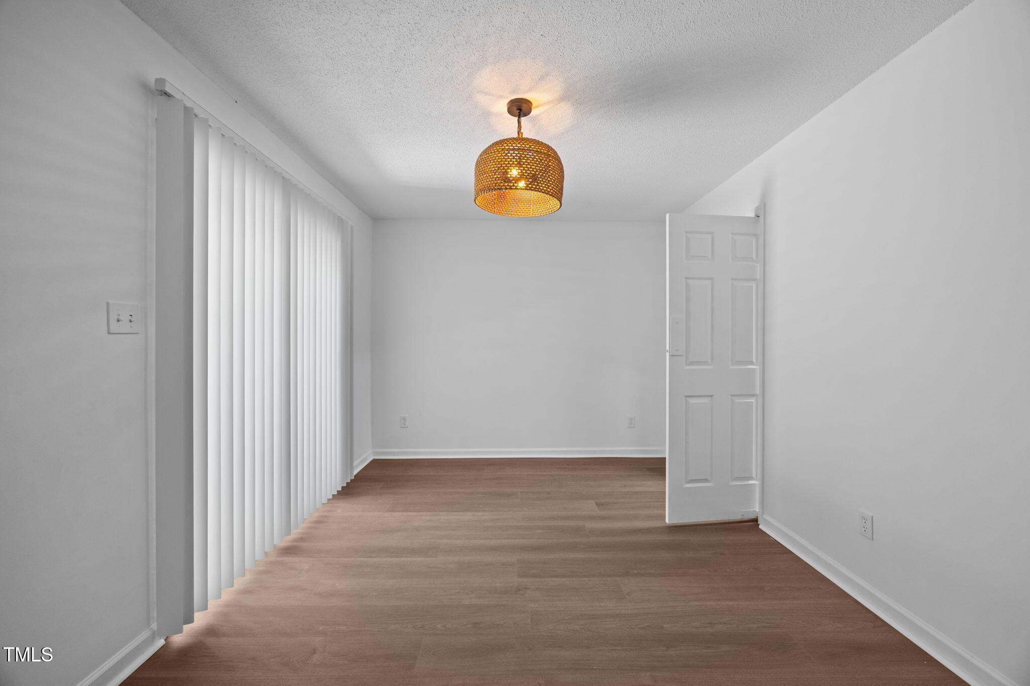 4101 Five Oaks Drive # 37