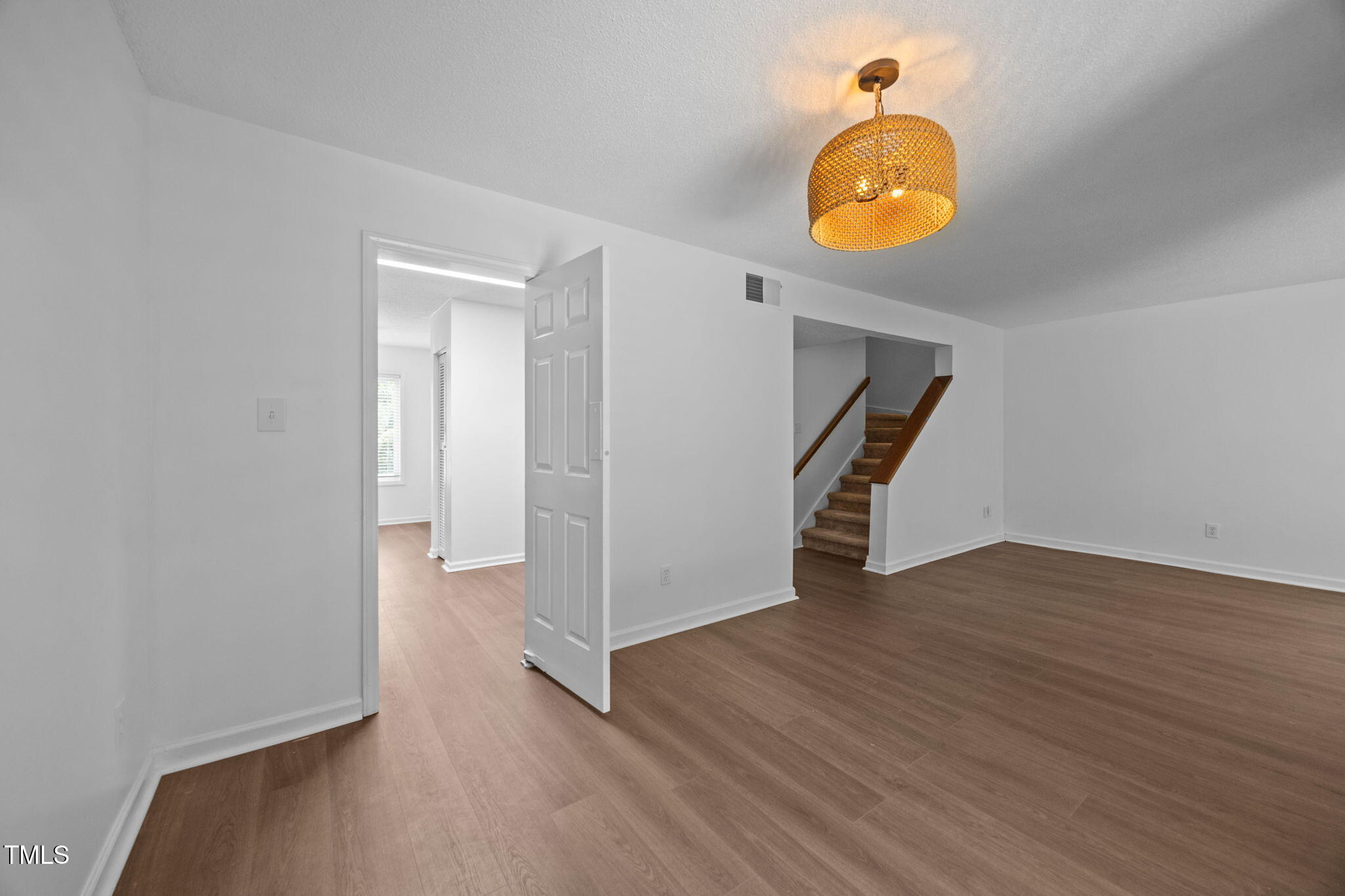 4101 Five Oaks Drive # 37