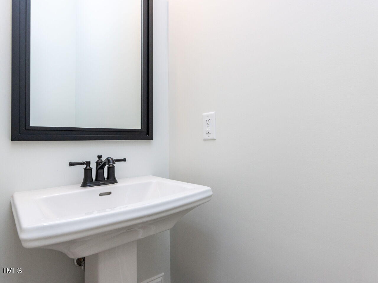 1007 Coldspring Circle