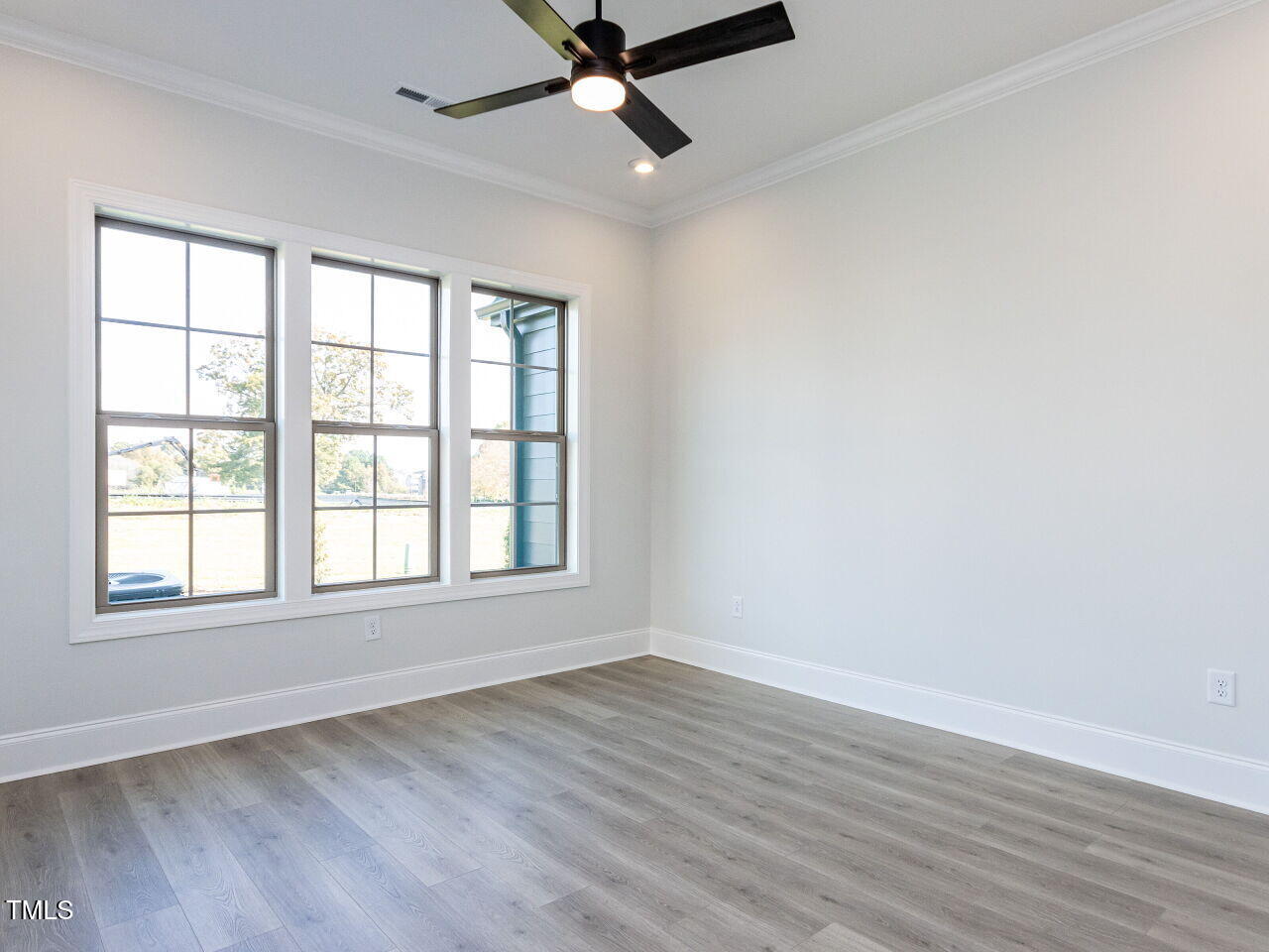 1007 Coldspring Circle