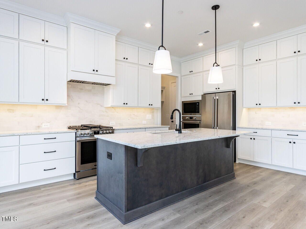 1007 Coldspring Circle