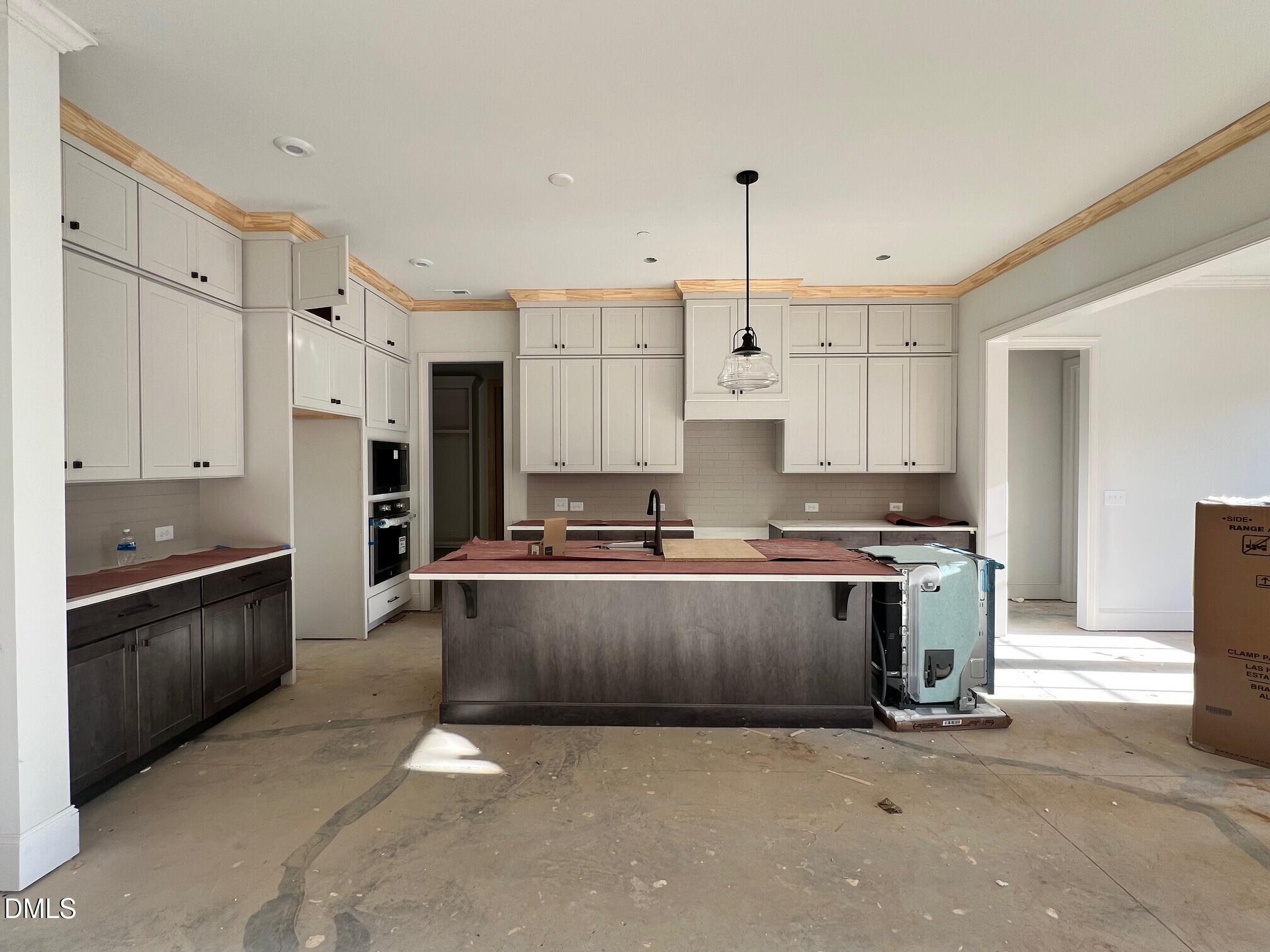 1007 Coldspring Circle