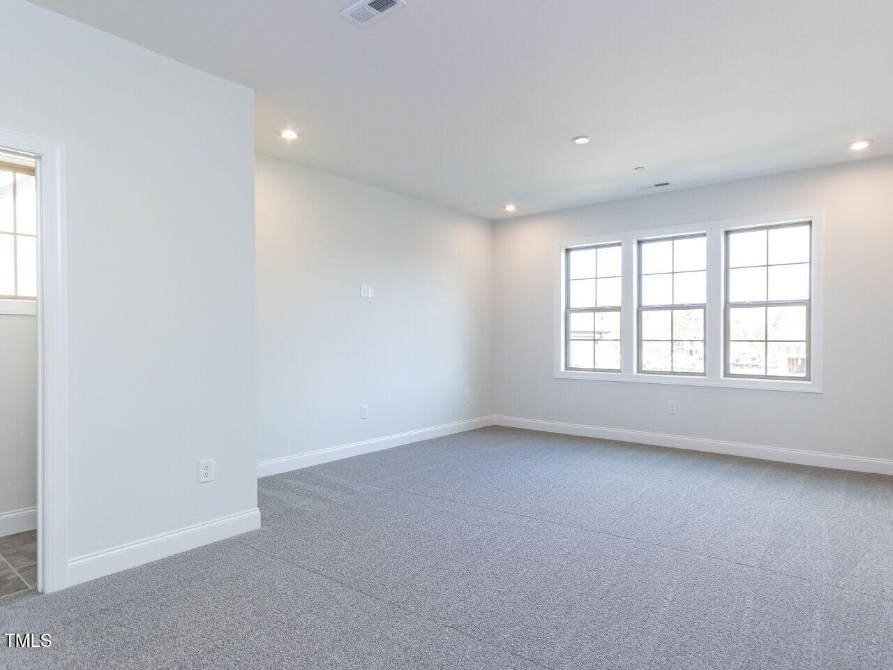 1007 Coldspring Circle