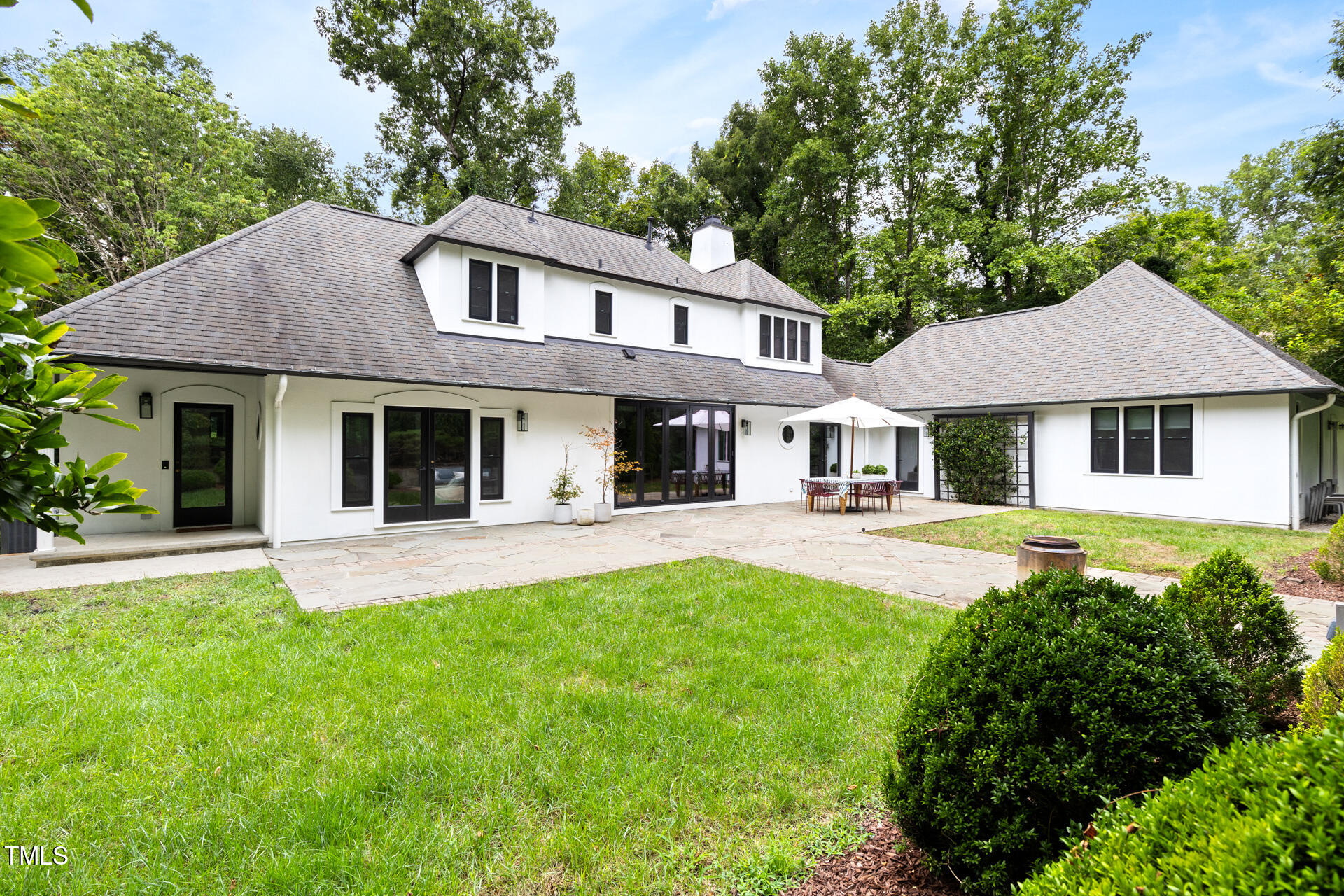 100 Greenwood Lane
