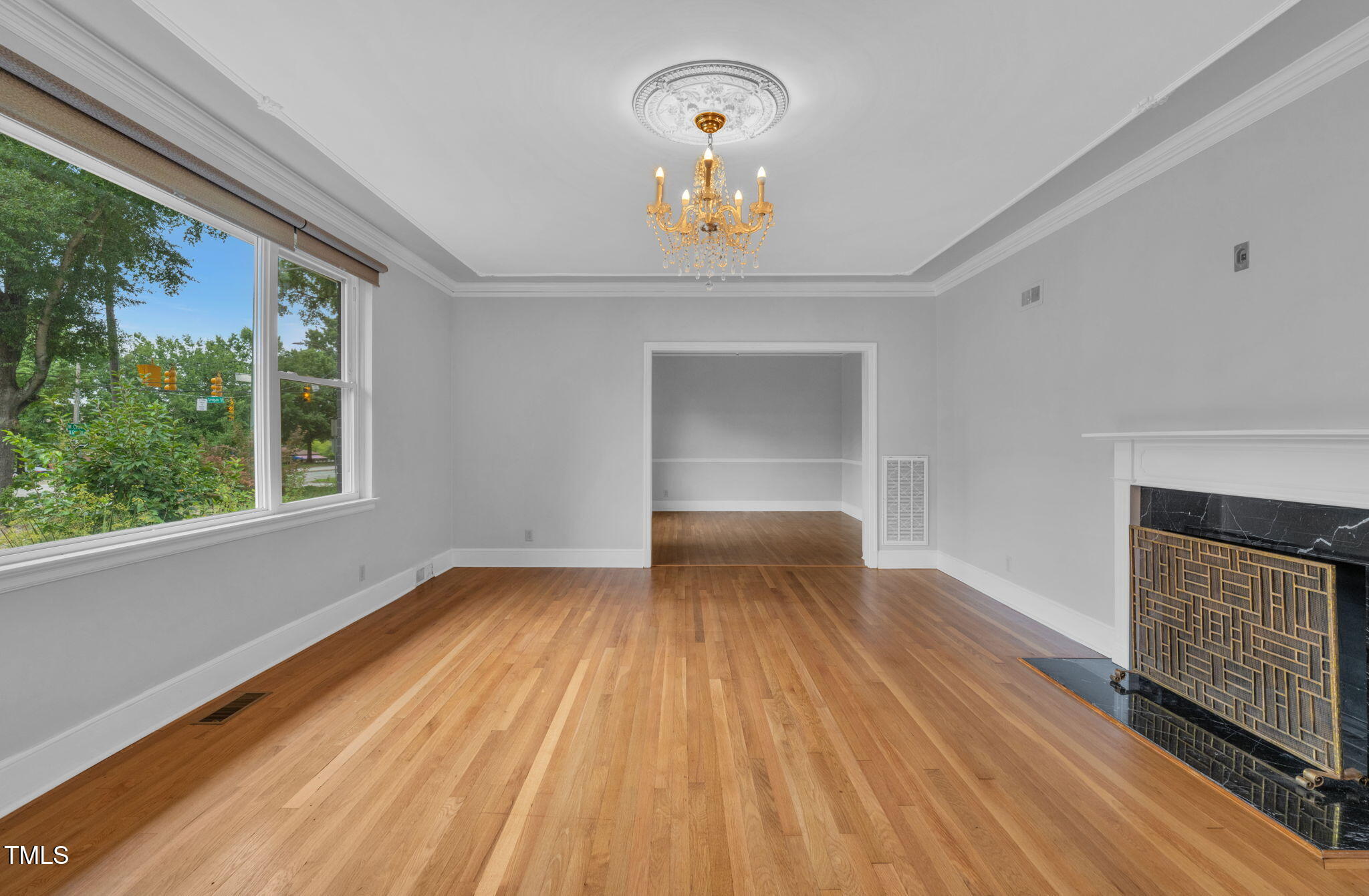 1005 W Club Boulevard