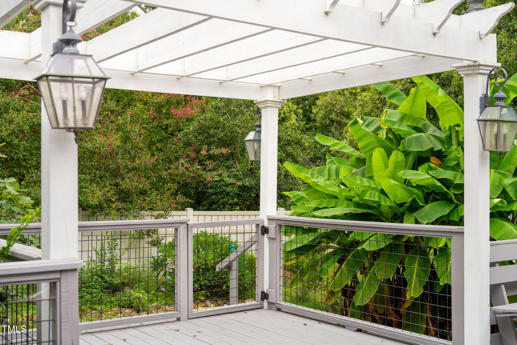 1005 W Club Boulevard