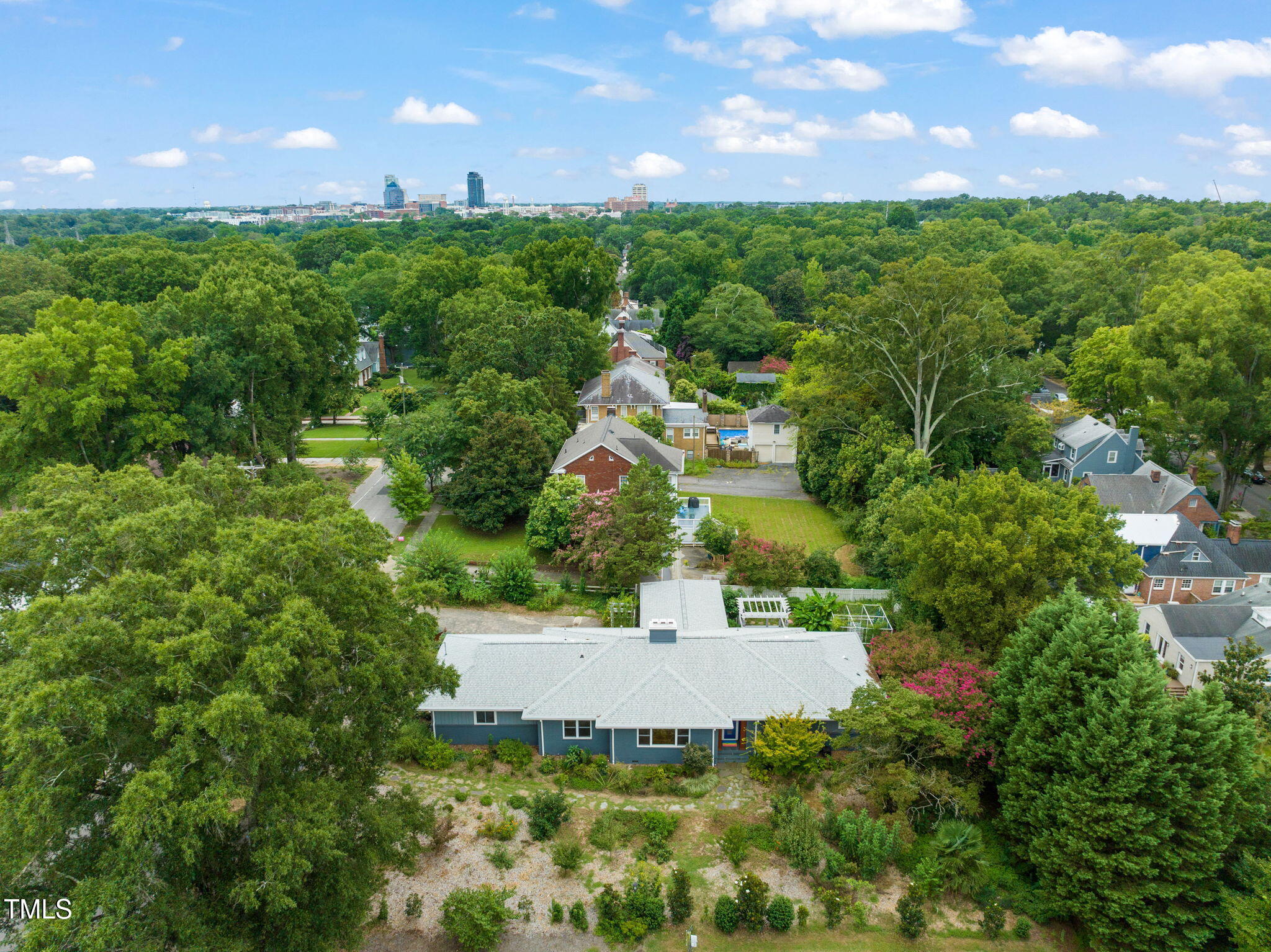 1005 W Club Boulevard