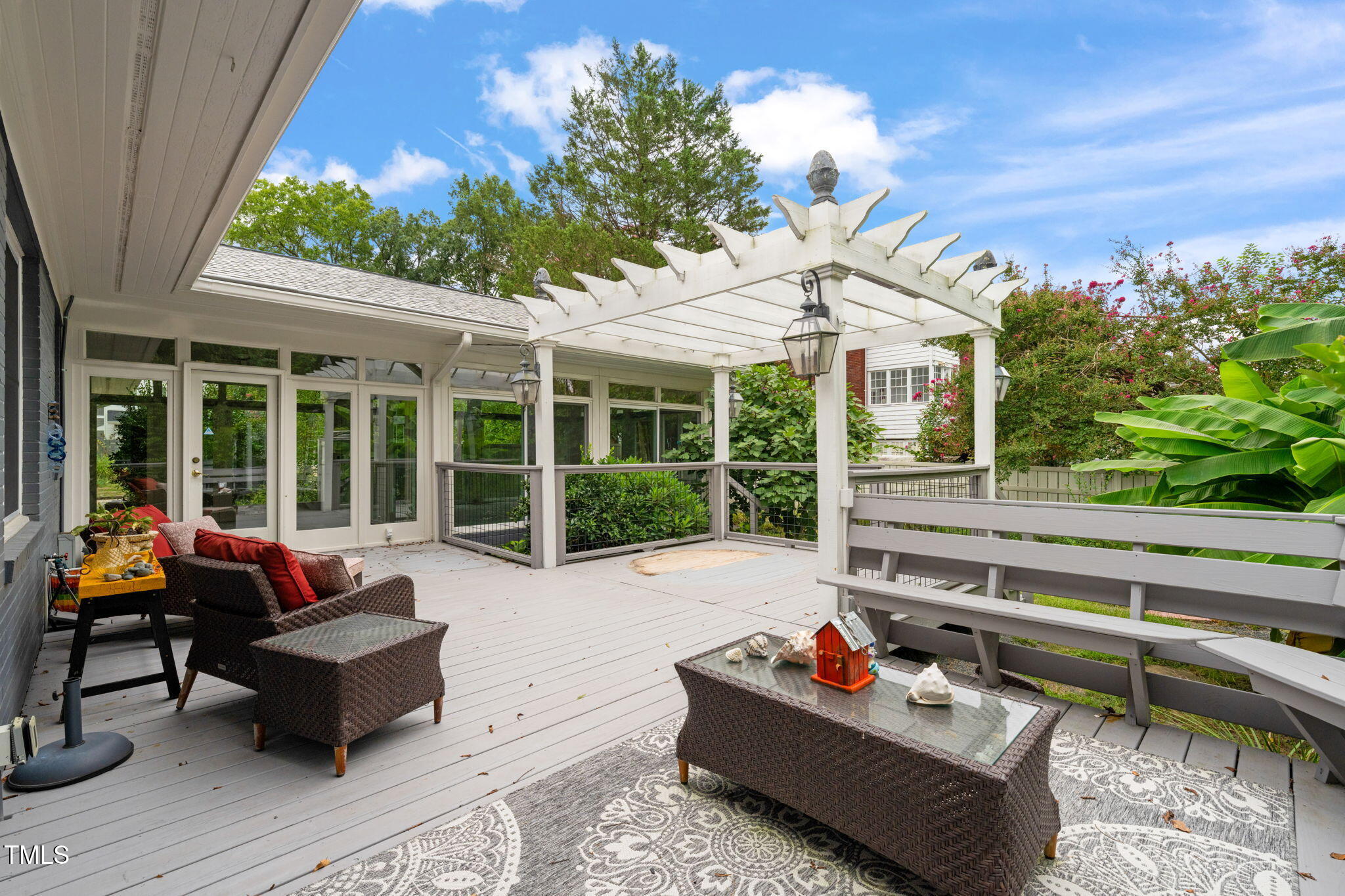 1005 W Club Boulevard