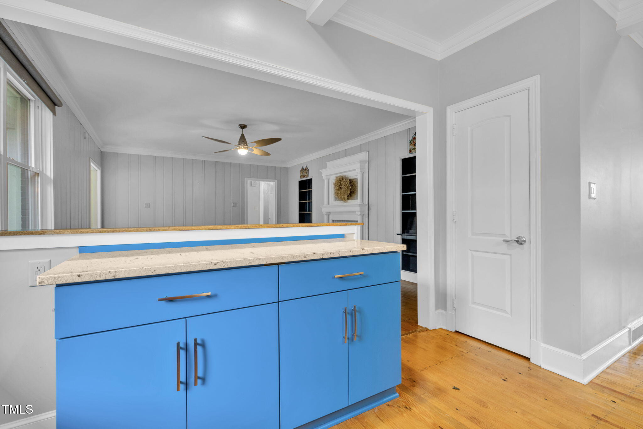 1005 W Club Boulevard