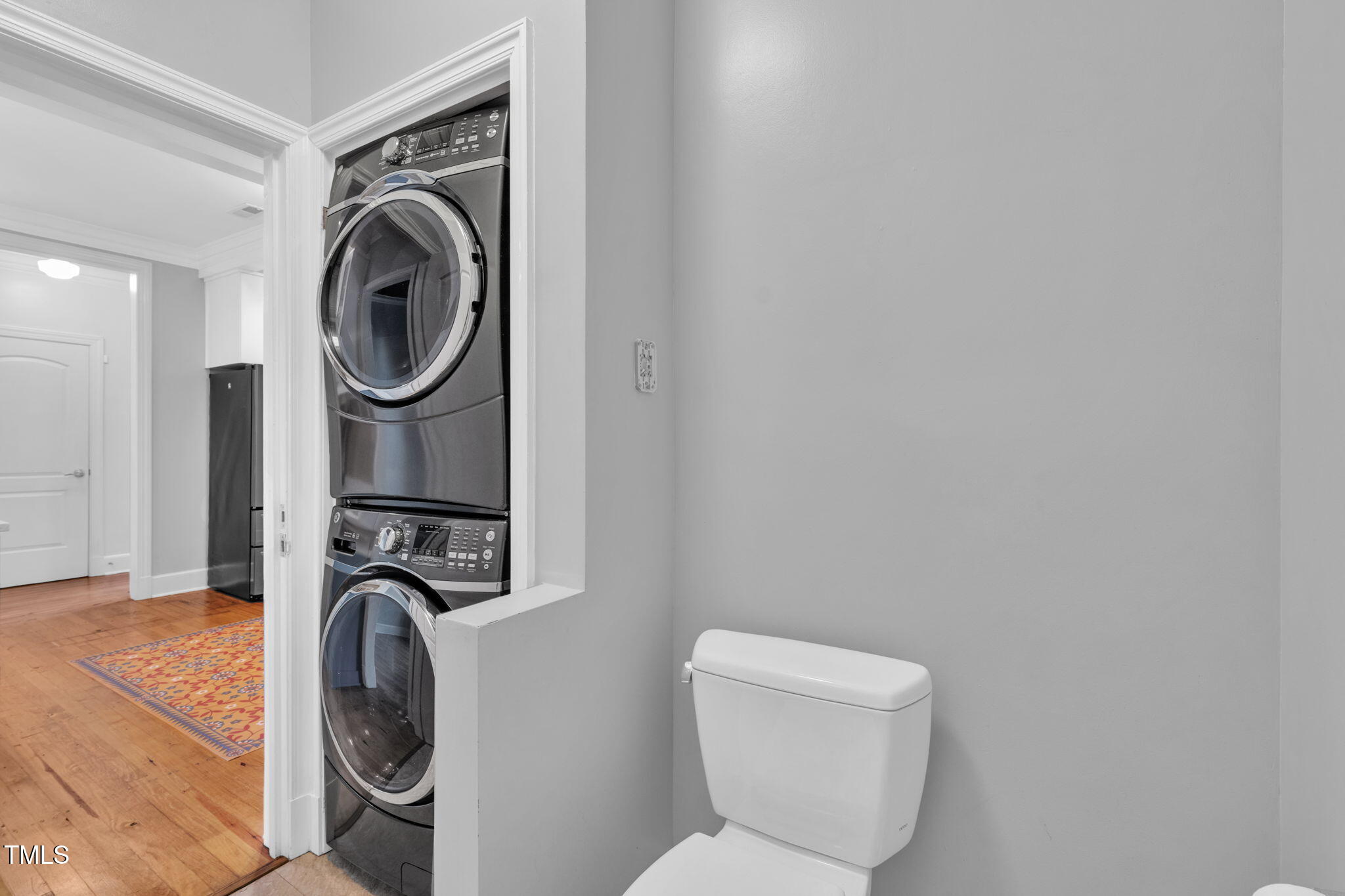 1005 W Club Boulevard