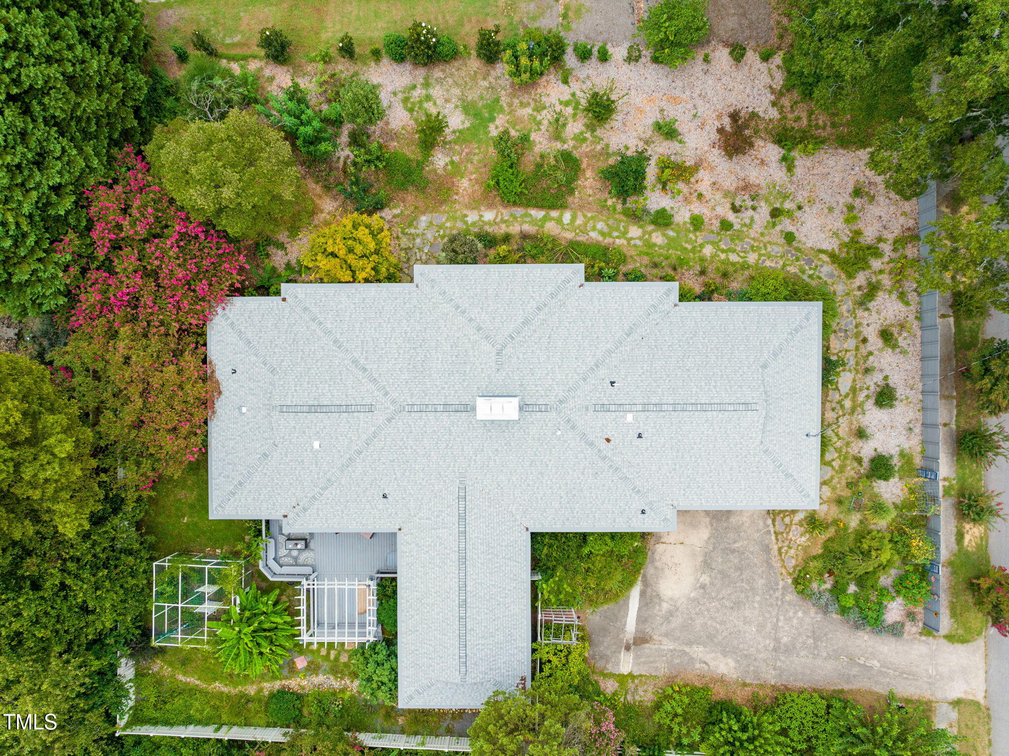 1005 W Club Boulevard