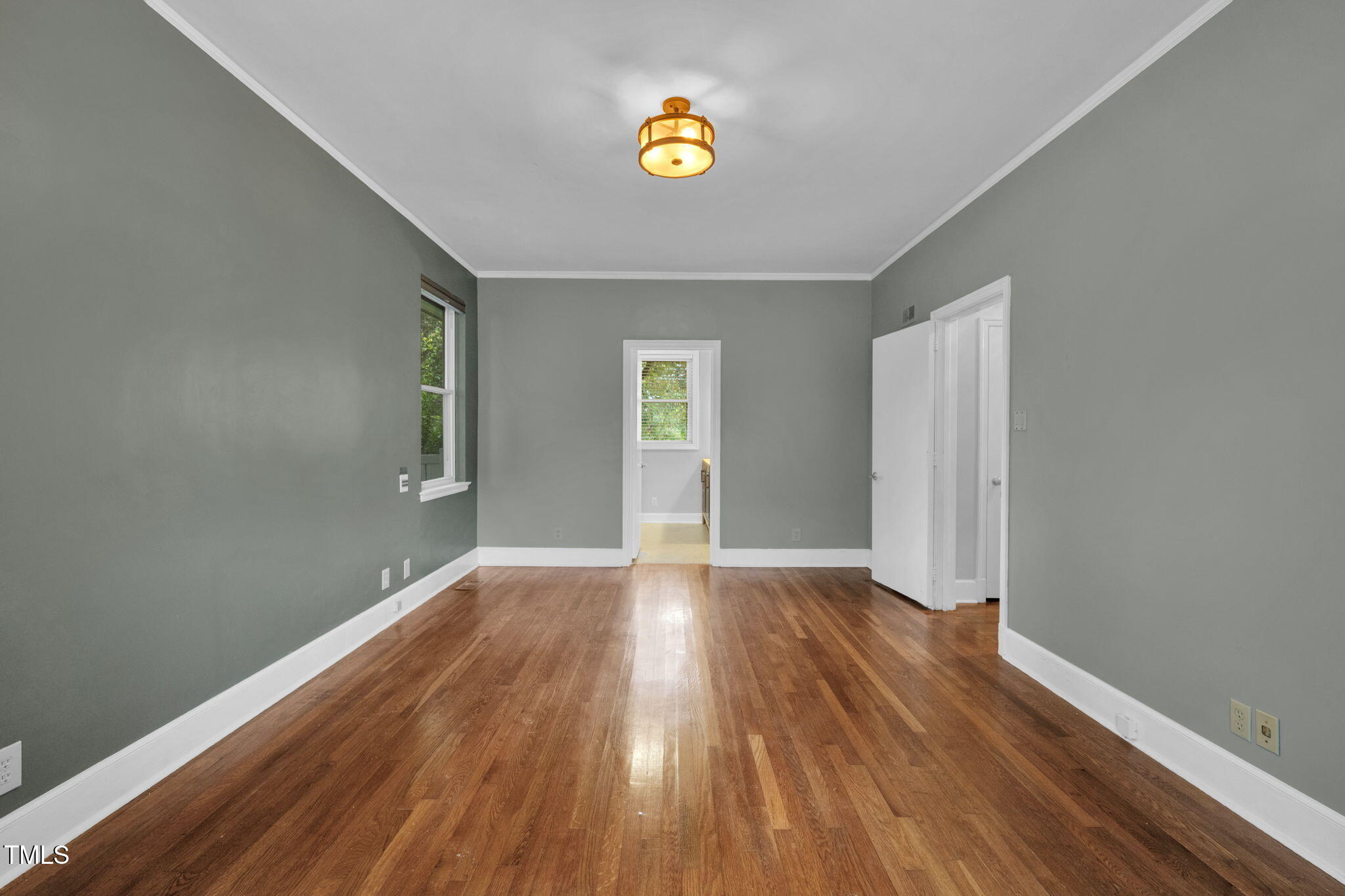 1005 W Club Boulevard