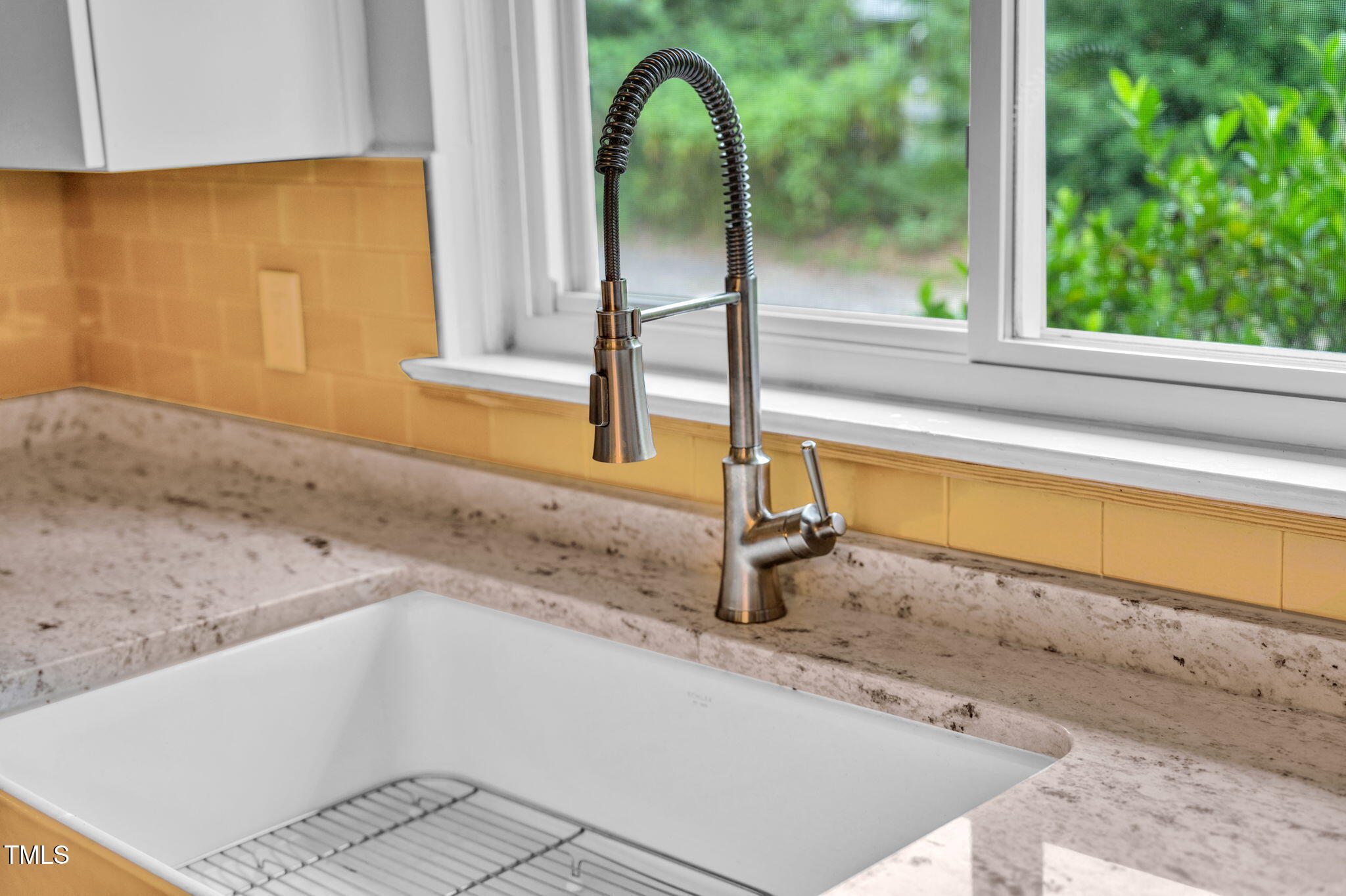 1005 W Club Boulevard